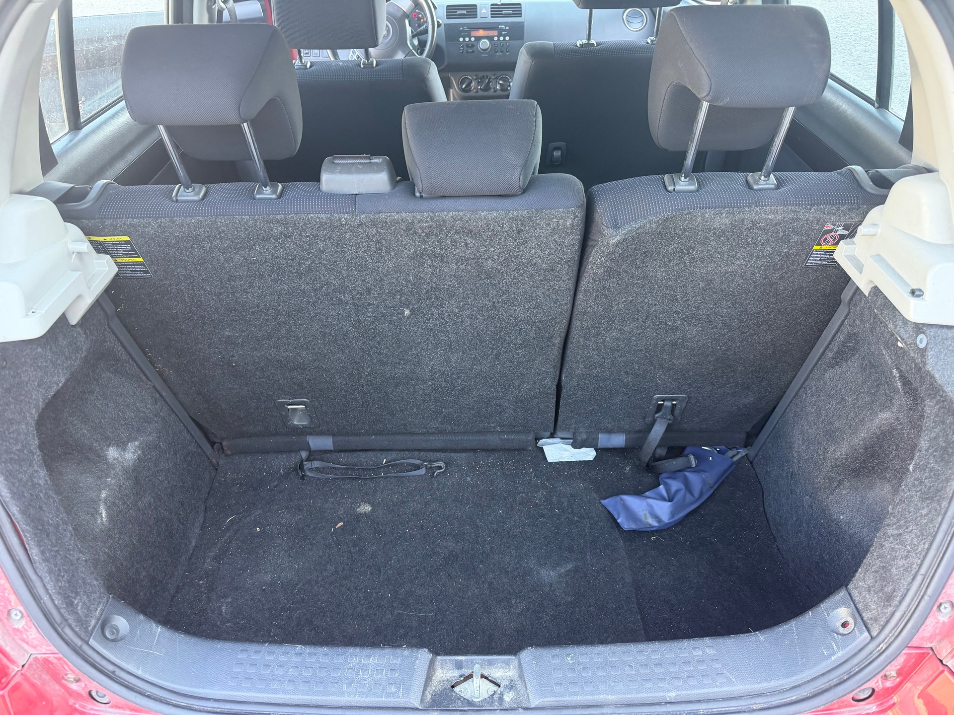SUZUKI Swift 1.3i 16V GL-image-9
