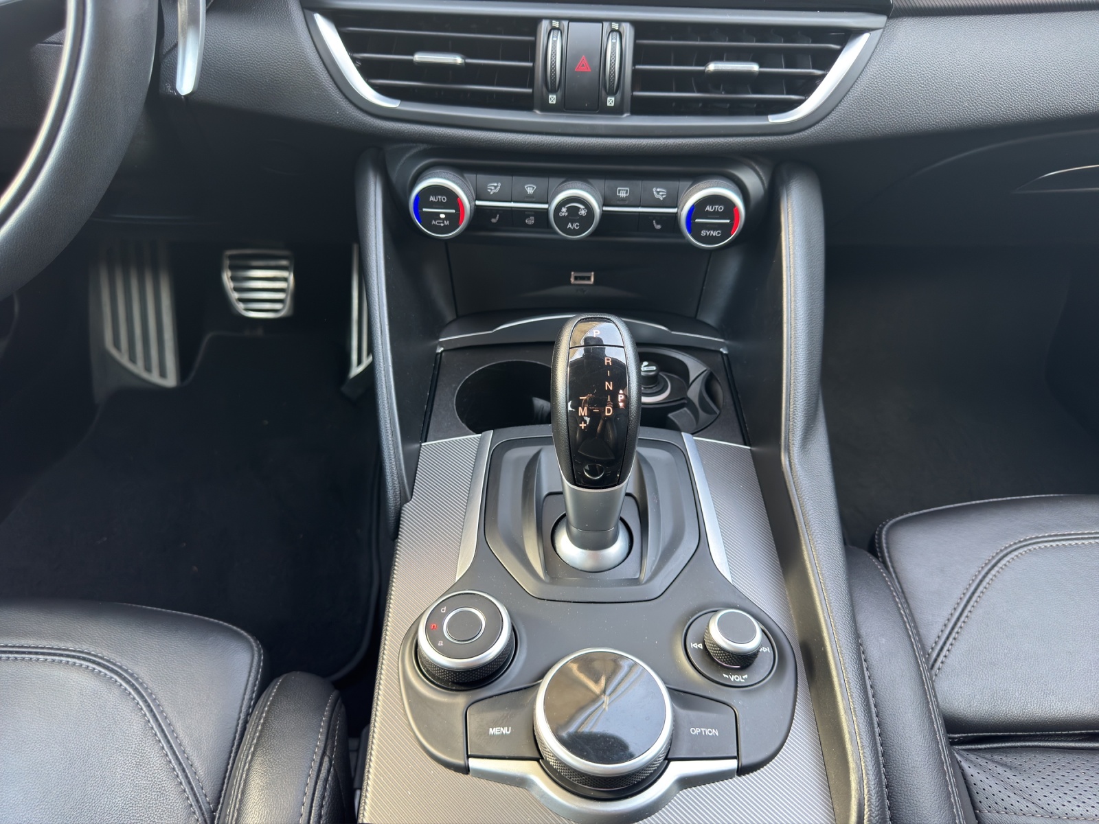 ALFA ROMEO Giulia 2.0 Q4 Veloce-image-9
