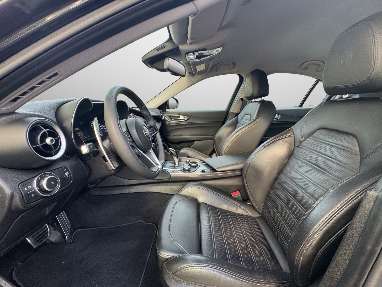 ALFA ROMEO Giulia 2.0 Q4 Veloce-image-4