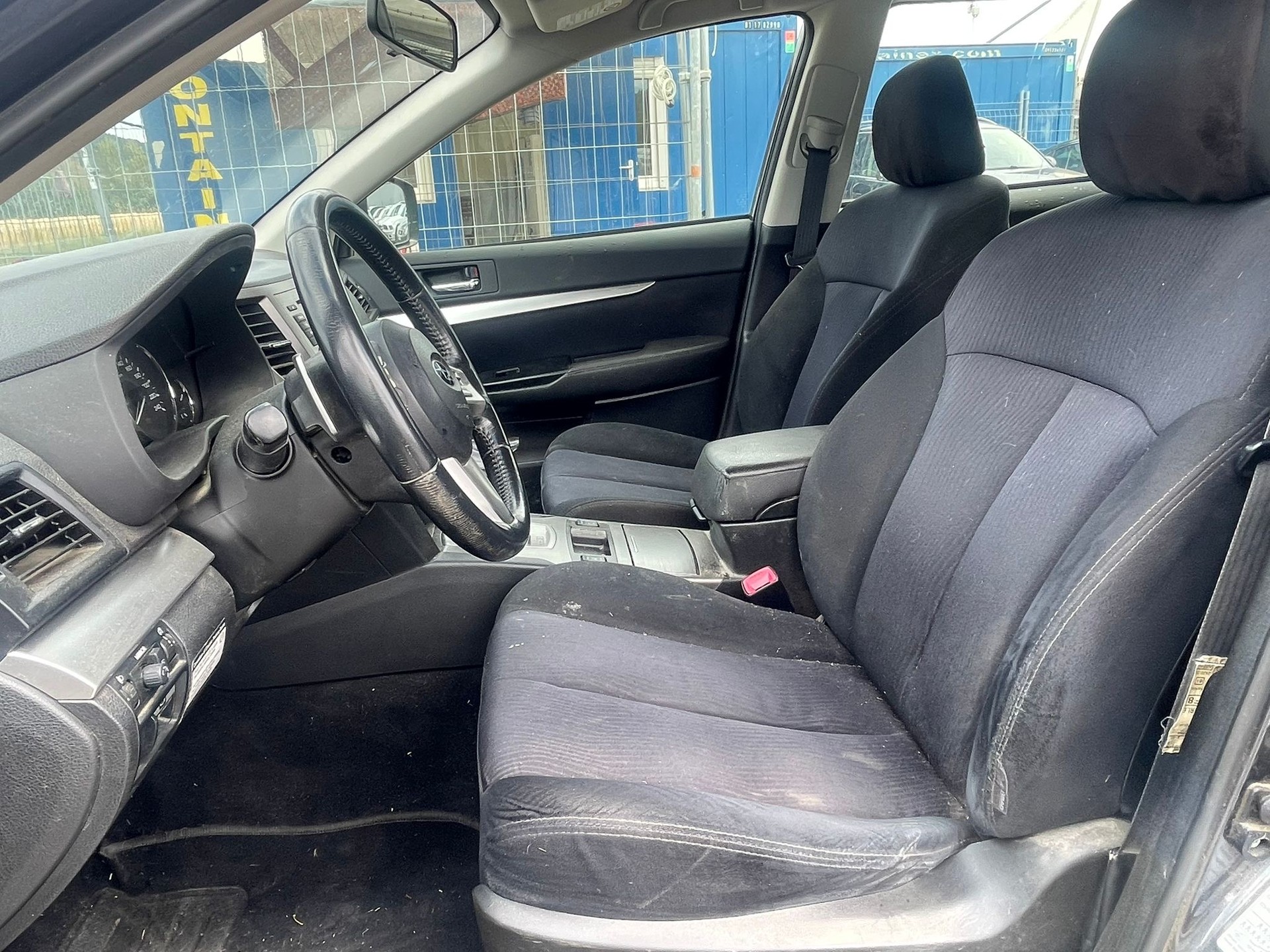 SUBARU Outback 2.5i Limited AWD Lineartronic-image-8