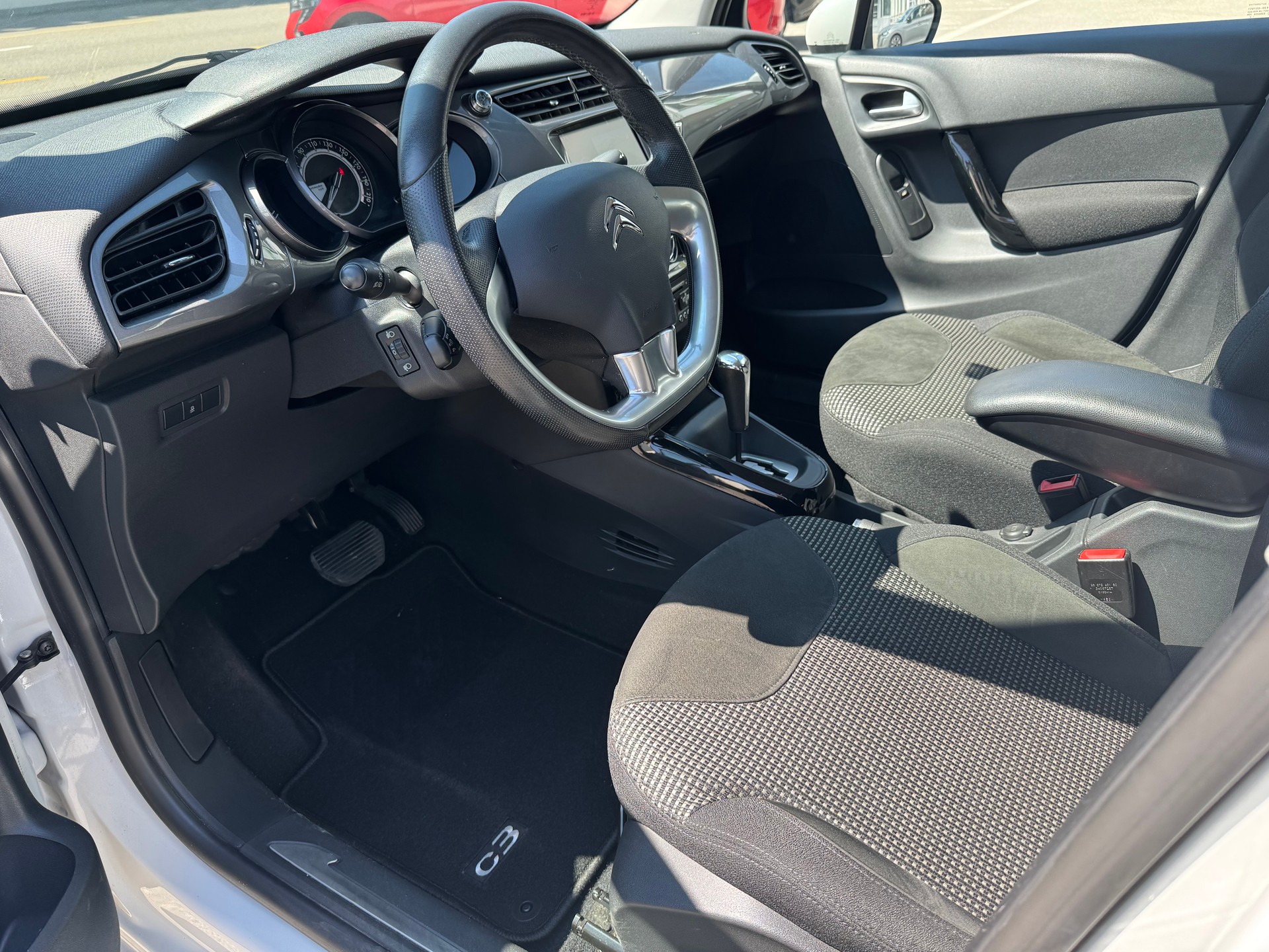 CITROEN C3 1.6i 16V Exclusive Automatic-image-8