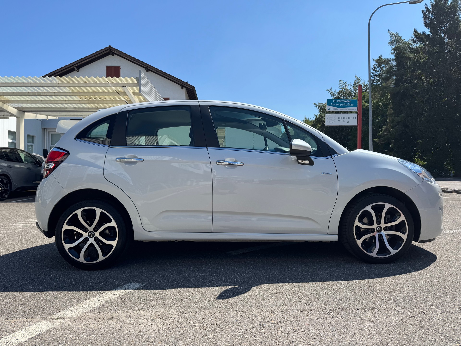 CITROEN C3 1.6i 16V Exclusive Automatic-image-5