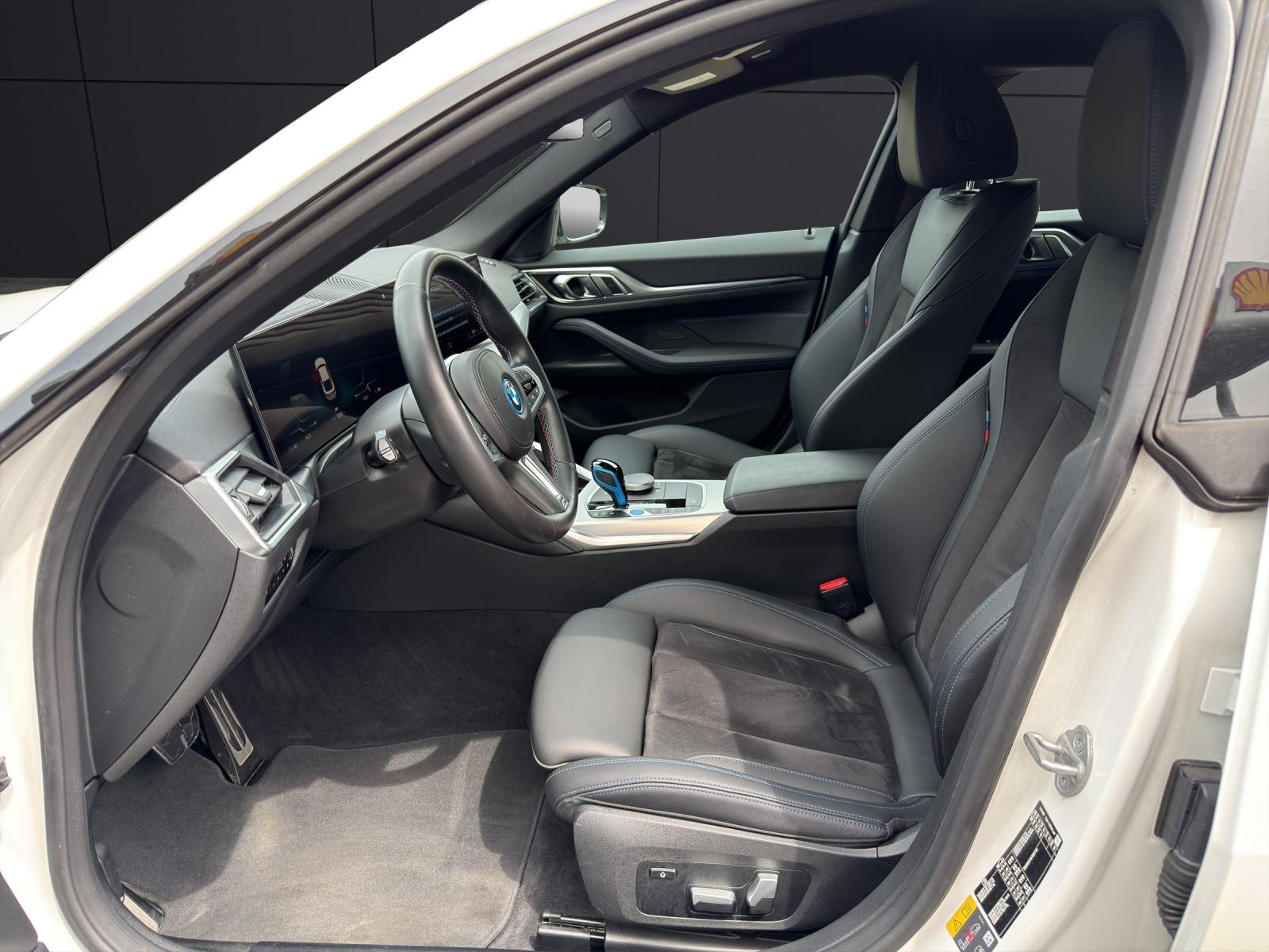 BMW i4 M50-showroom-element-1