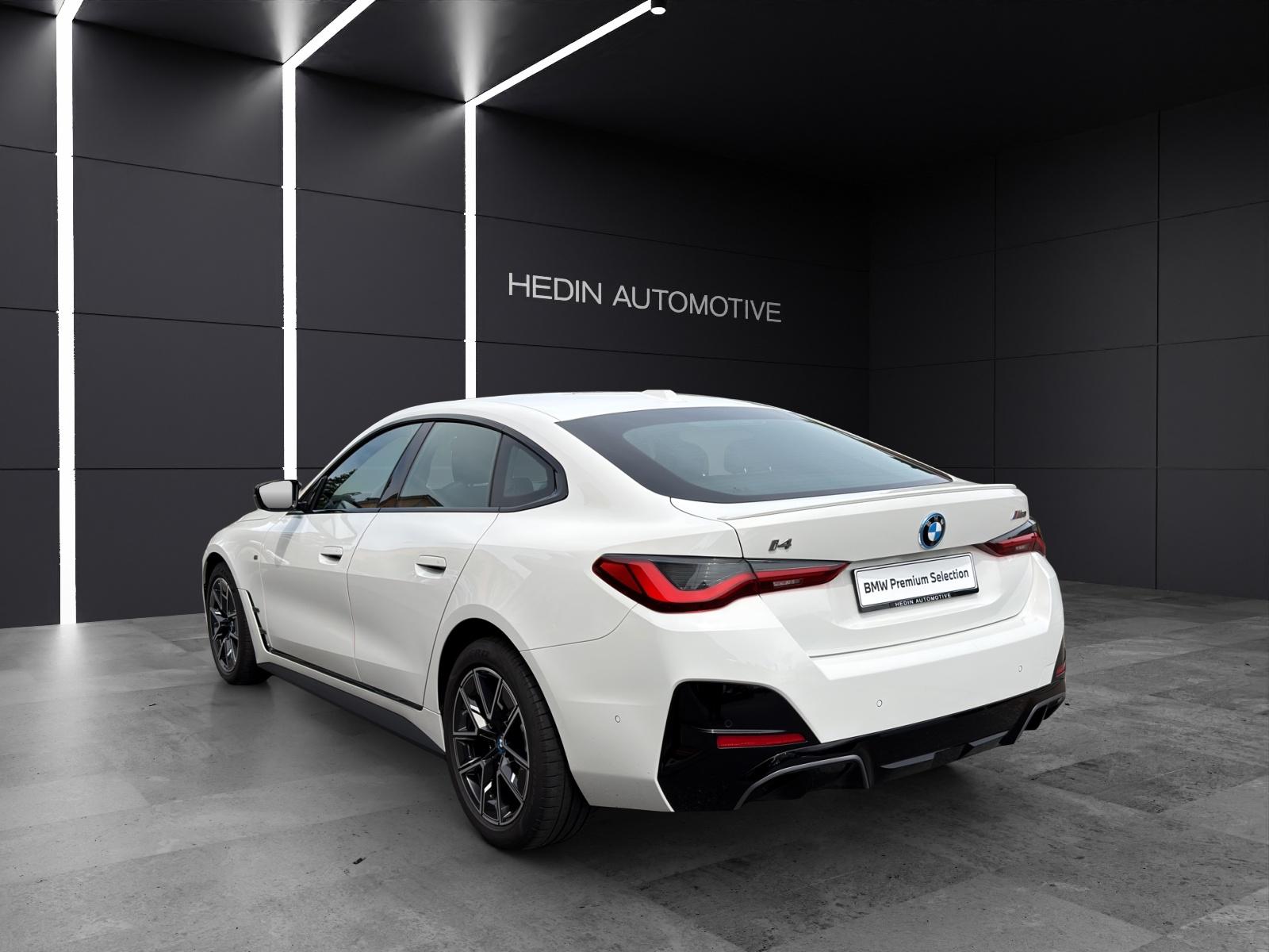 BMW i4 M50-showroom-element-2