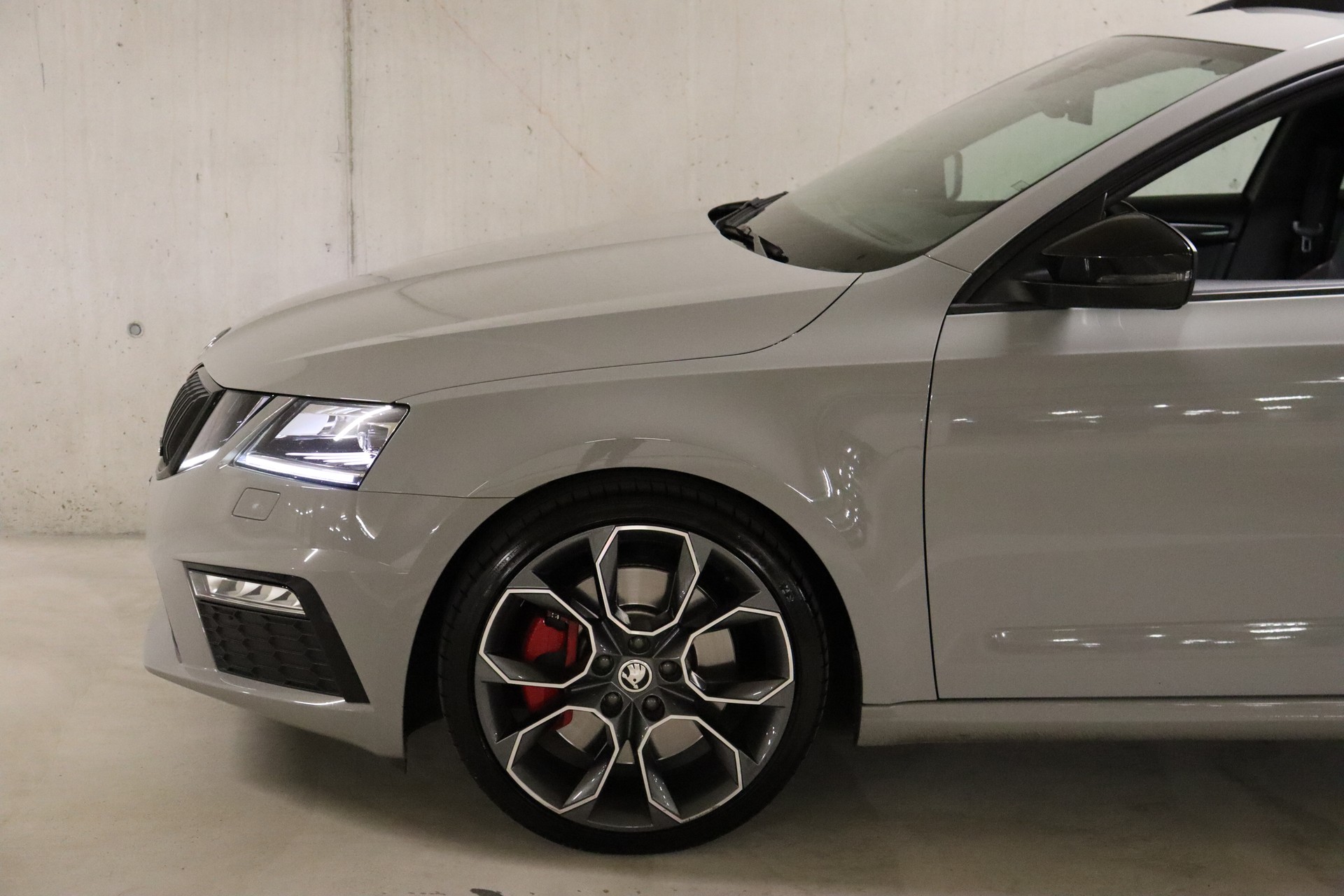 SKODA Octavia Combi 2.0 TSI RS DSG-image-3