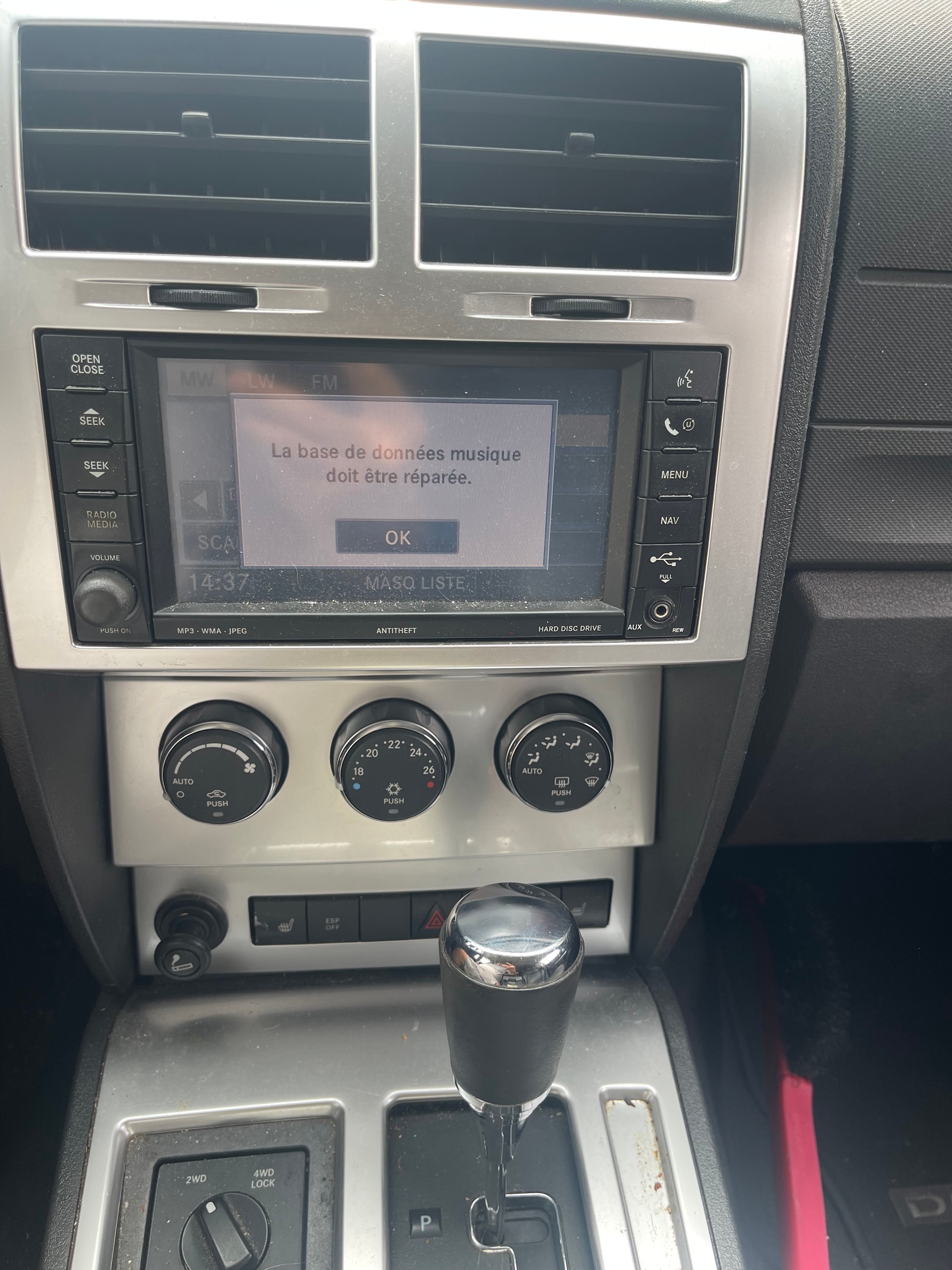 DODGE Nitro 2.8 CRD R/T Automatic-image-7