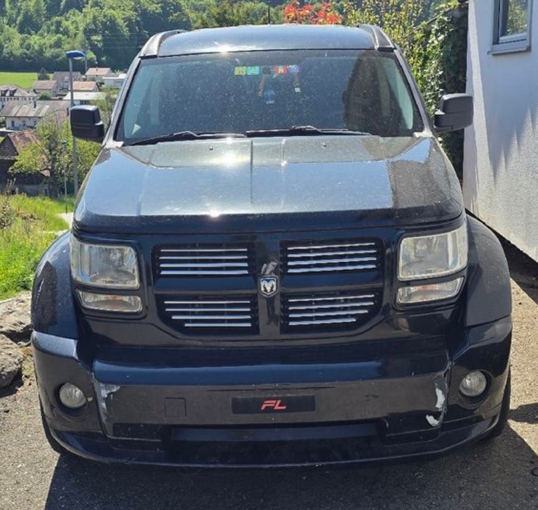DODGE Nitro 2.8 CRD R/T Automatic-image-0