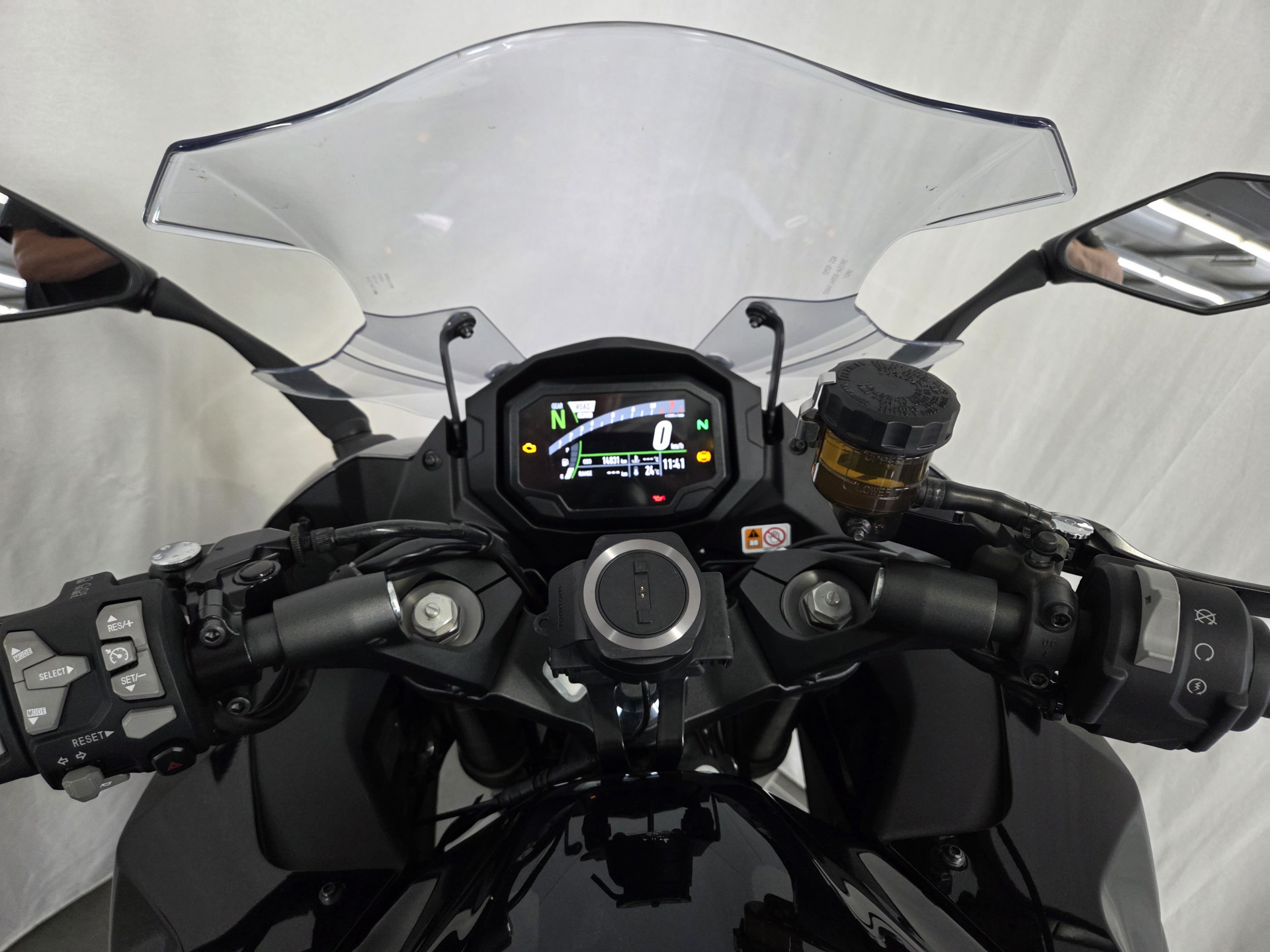 KAWASAKI Ninja 1000 SX-image-4