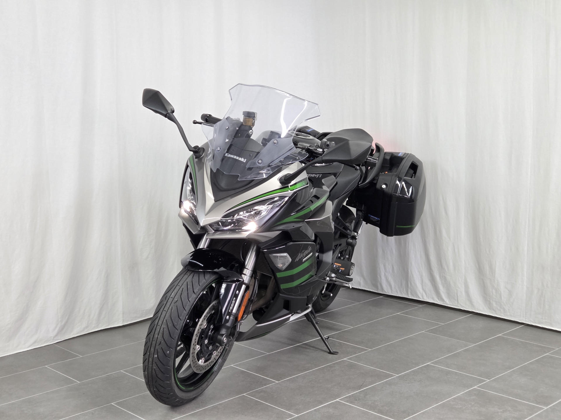 KAWASAKI Ninja 1000 SX-showroom-element-2