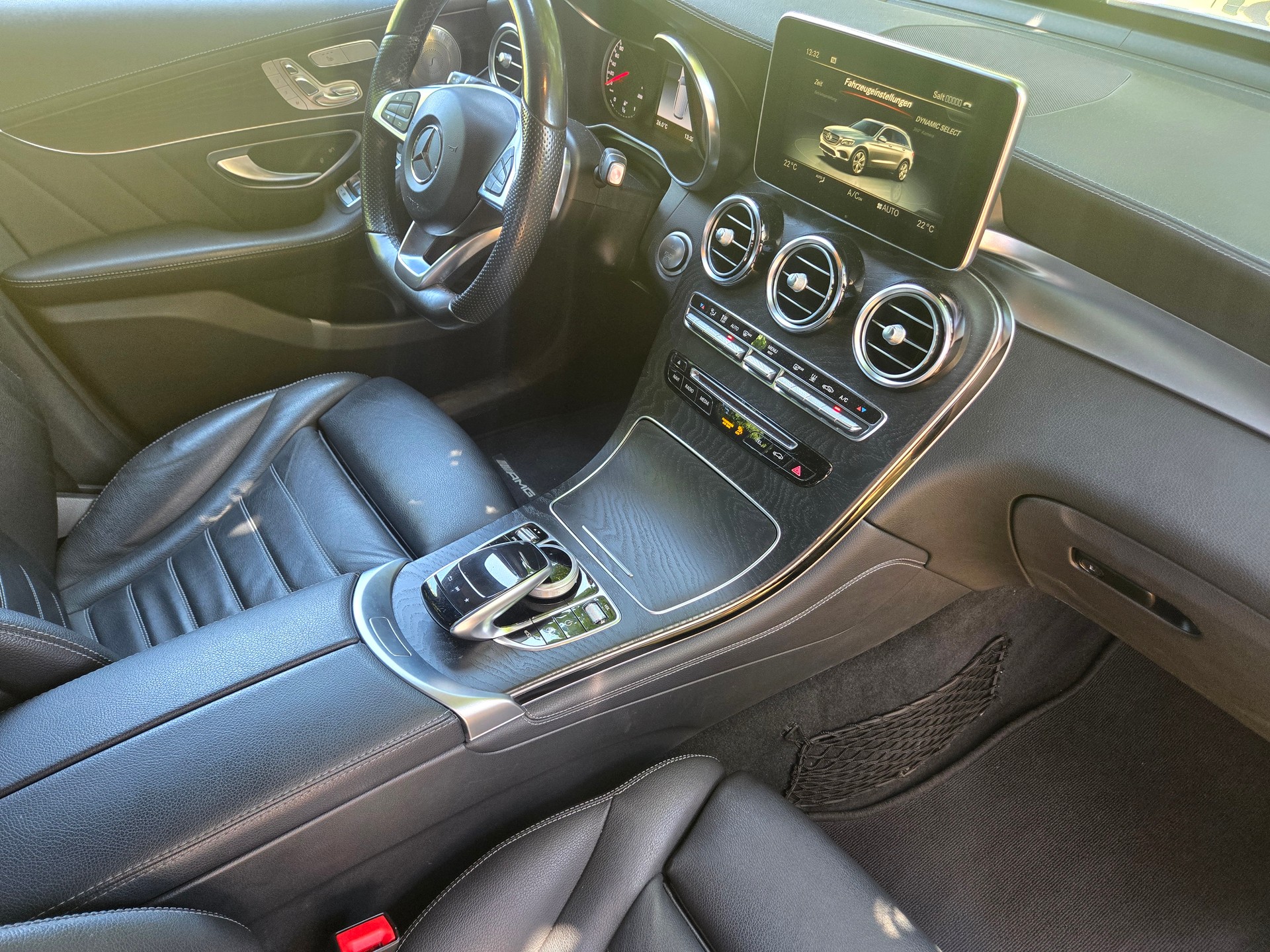 MERCEDES-BENZ GLC 43 AMG 4Matic 9G-Tronic-image-11