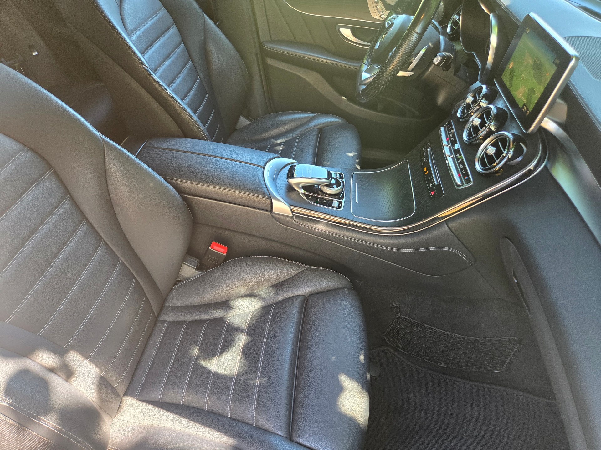 MERCEDES-BENZ GLC 43 AMG 4Matic 9G-Tronic-image-5
