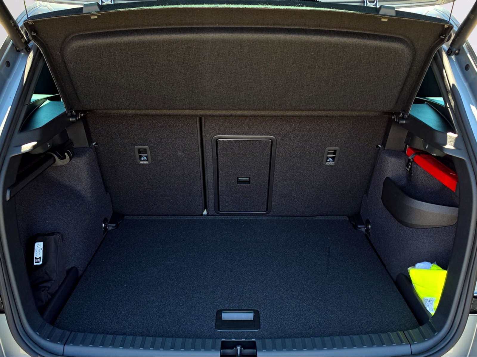 SKODA Karoq 2.0 TSI SportLine 4x4 DSG-image-5