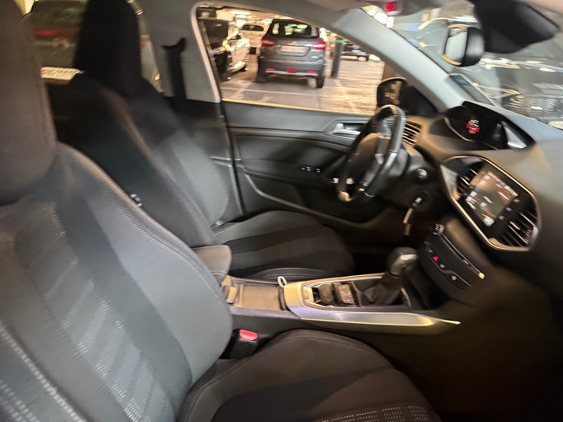 PEUGEOT 308 1.2 THP GT Line Automatic-image-5