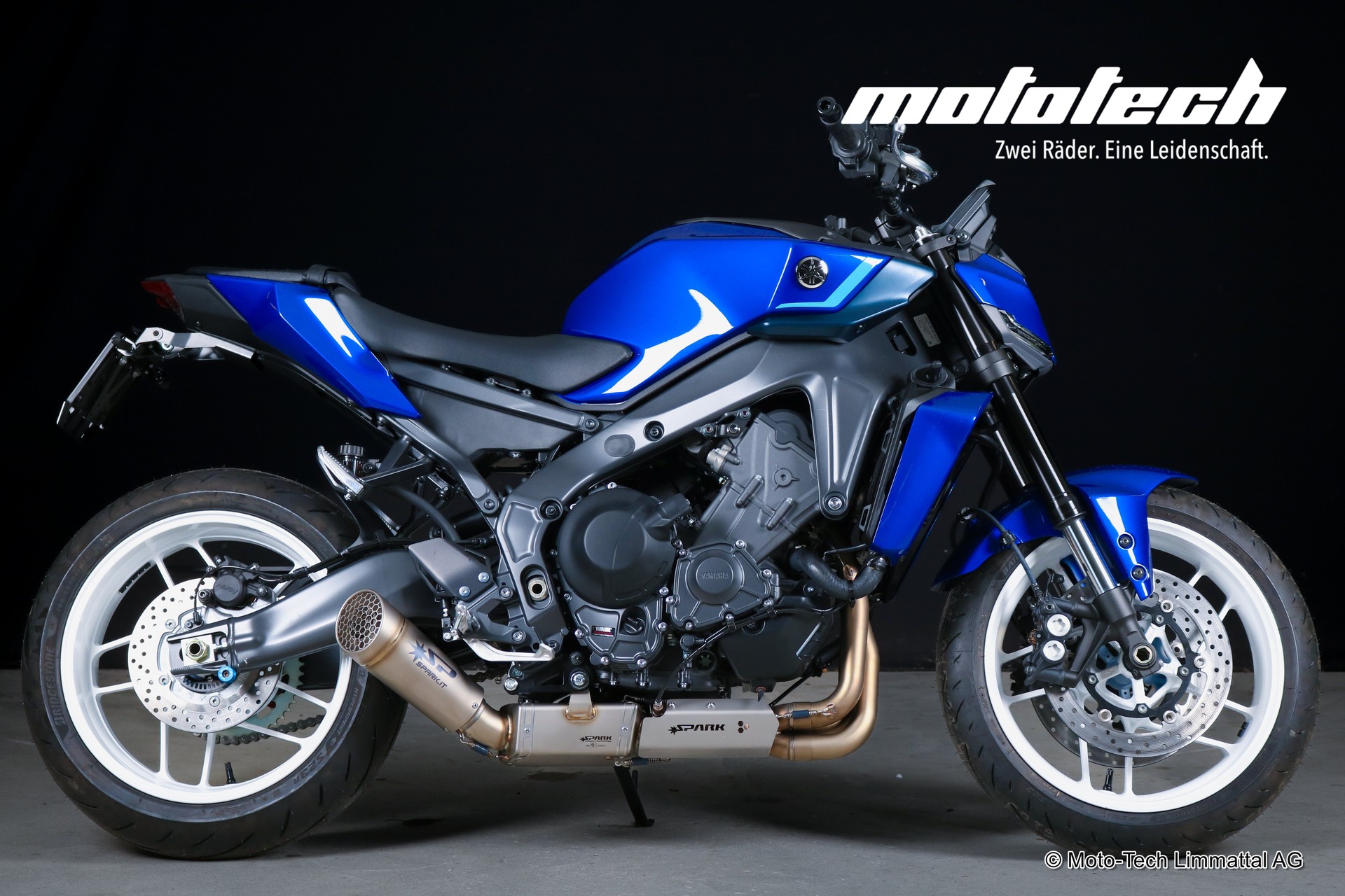 YAMAHA MT-09 (35kW) GYTR EDITION-showroom-element-1