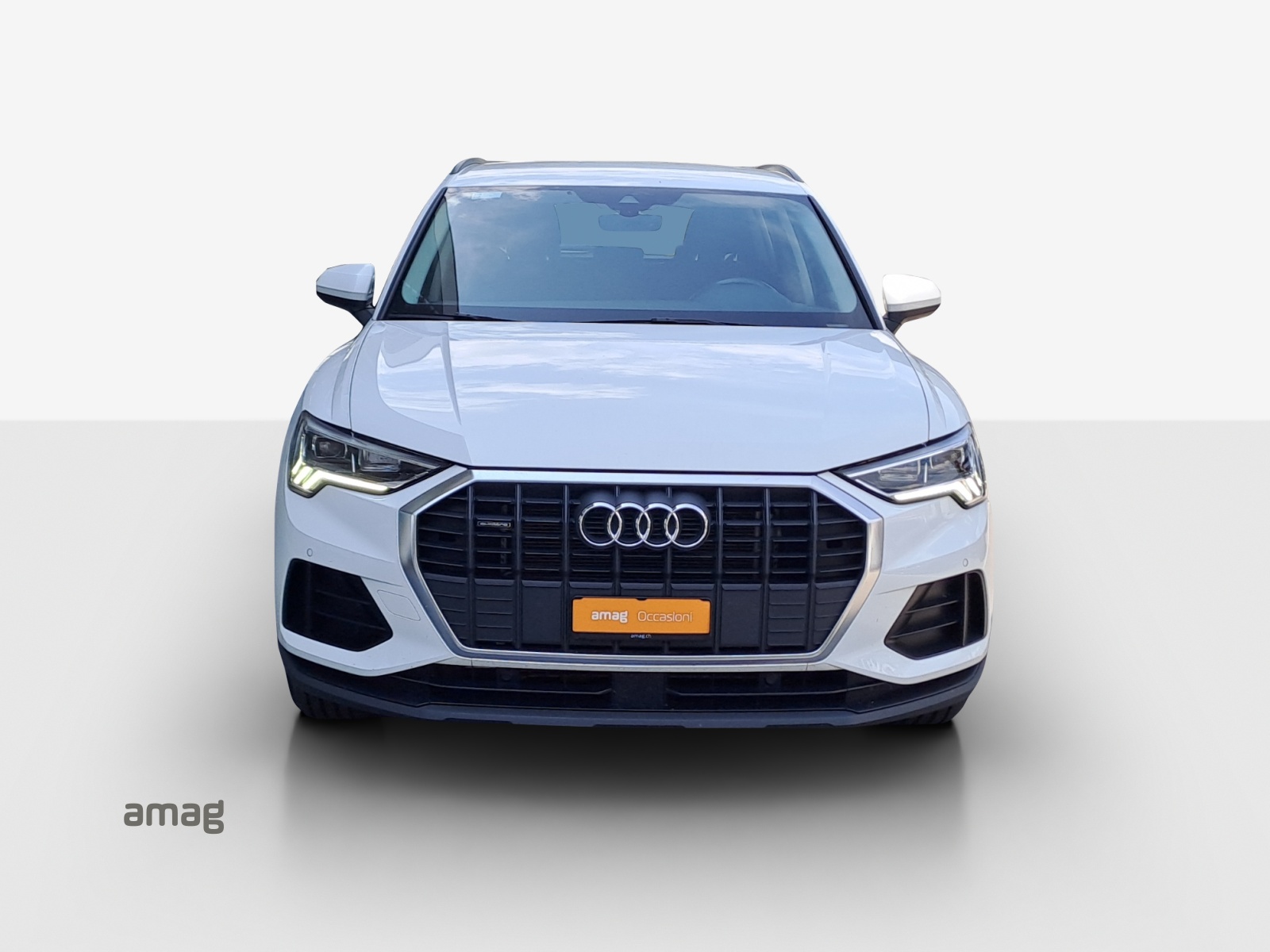 AUDI Q3 35 TDI quattro S-tronic-image-6