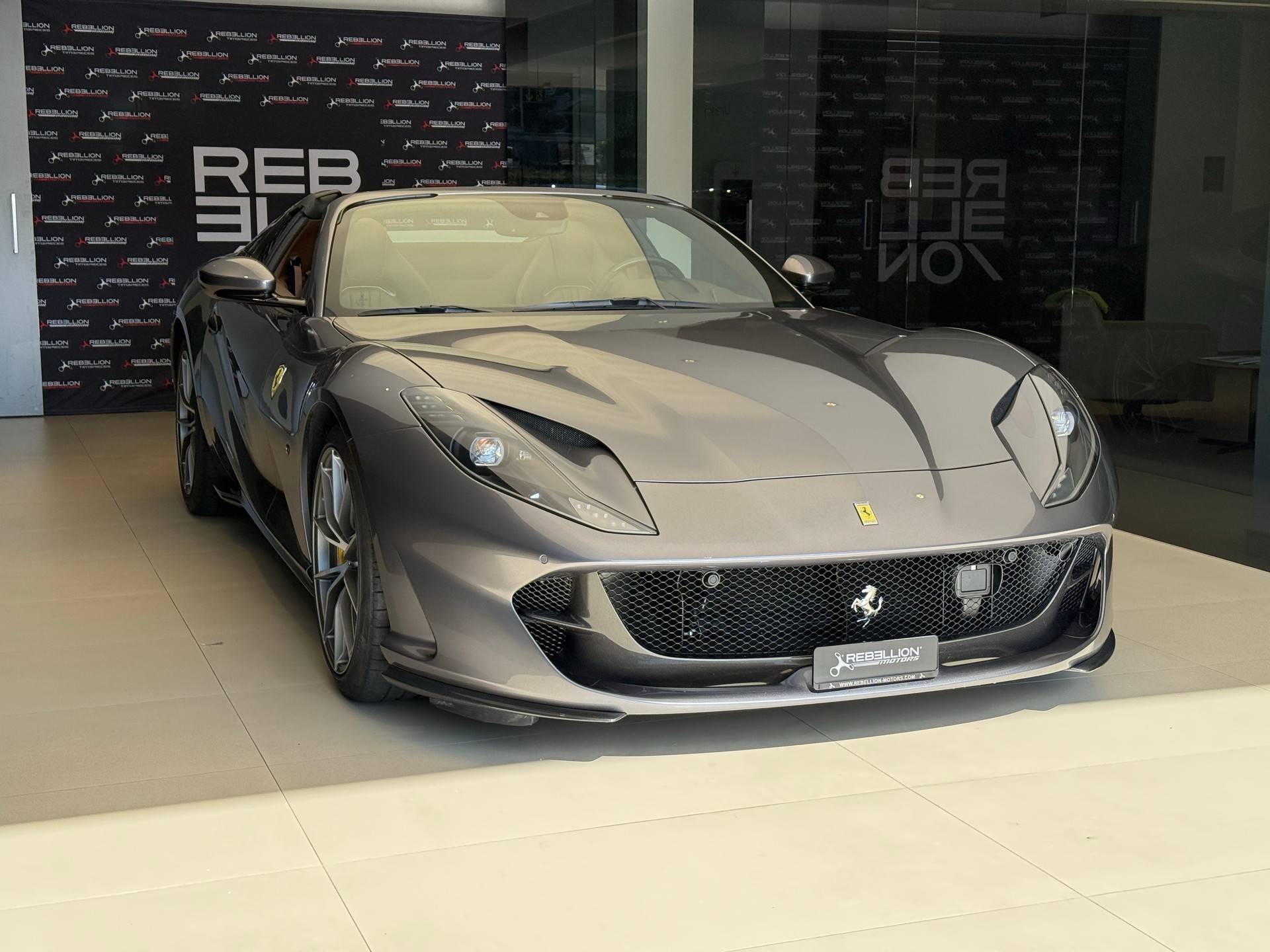 FERRARI 812 GTS-image-2