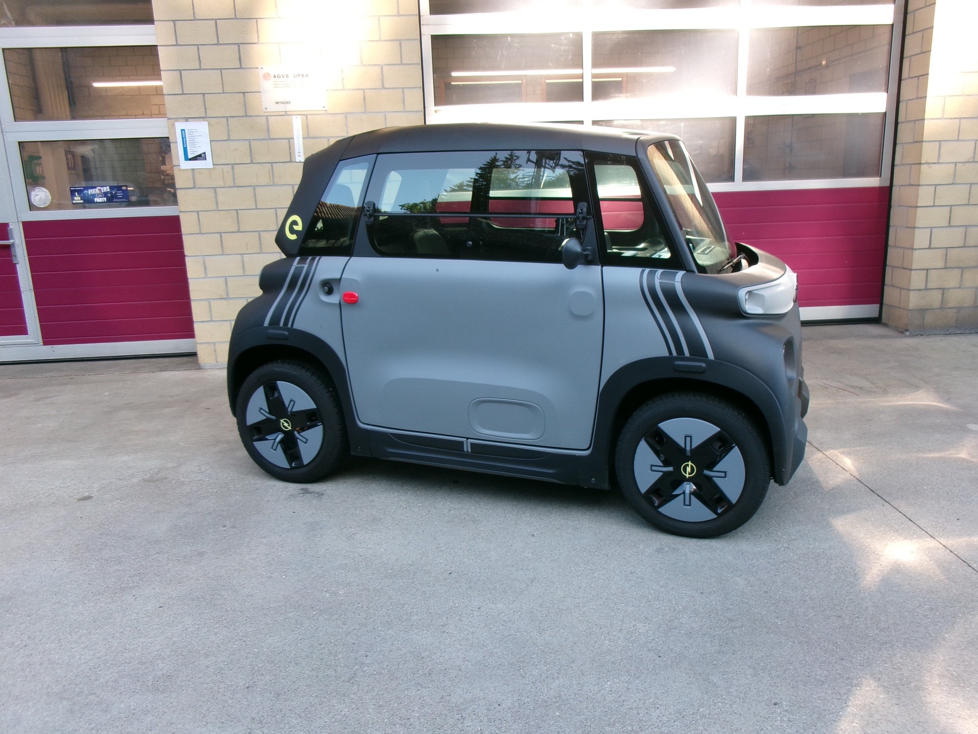 OPEL Rocks 5,5kWh-showroom-element-1