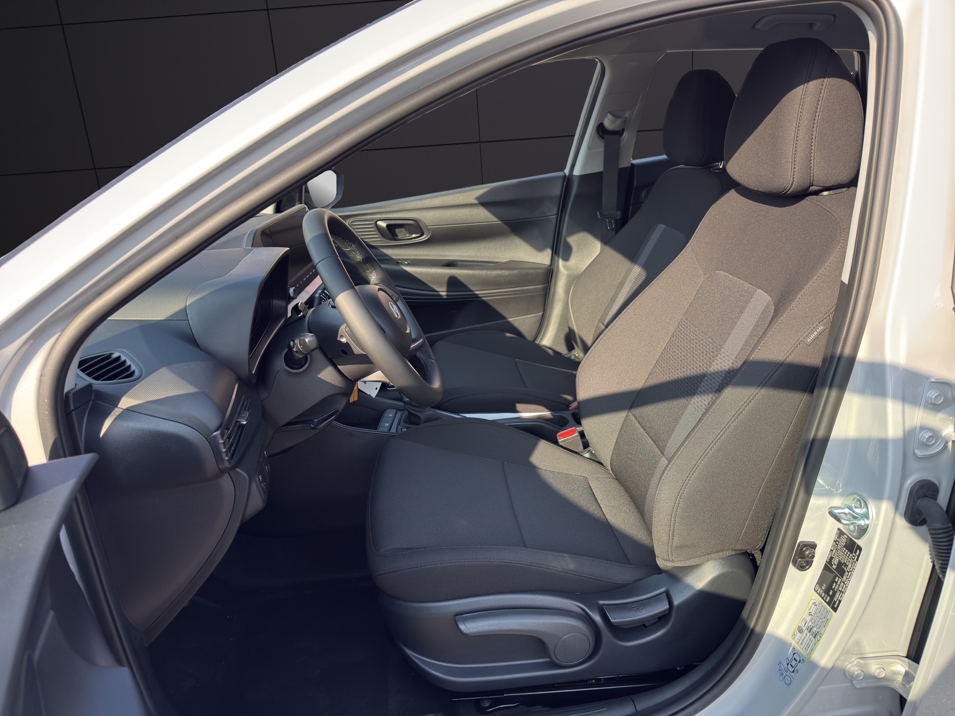 HYUNDAI i20 1.0 T-GDi Origo-image-13