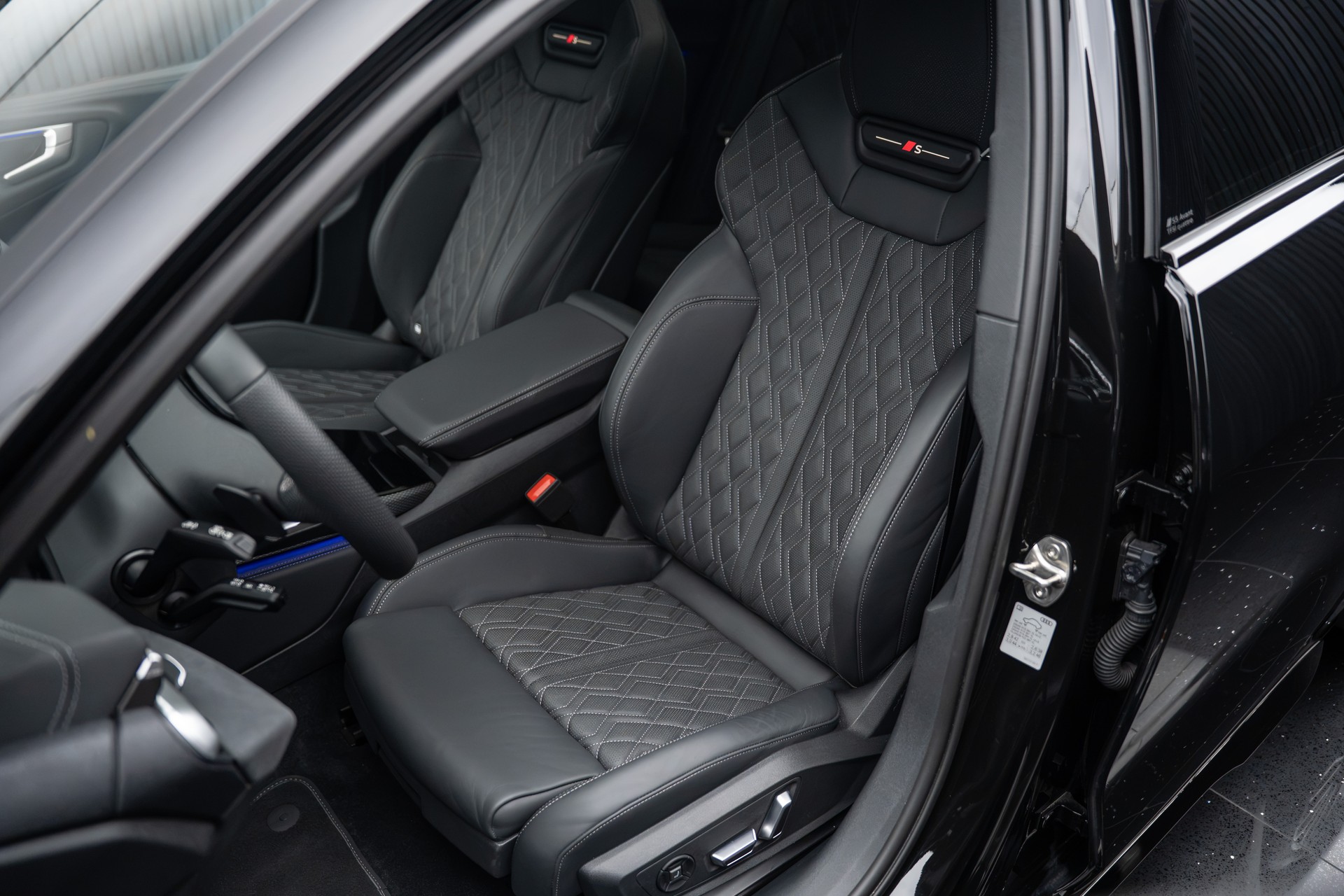 AUDI S5 Avant TFSI quattro S tronic-image-11