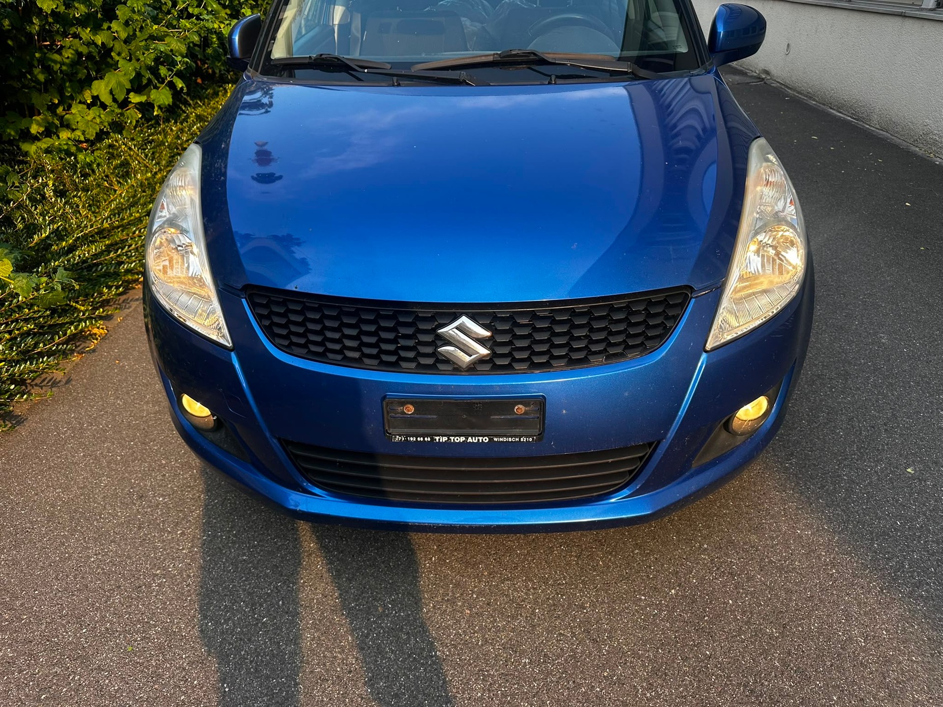 SUZUKI Swift 1.2i 16V GL 4x4-image-1