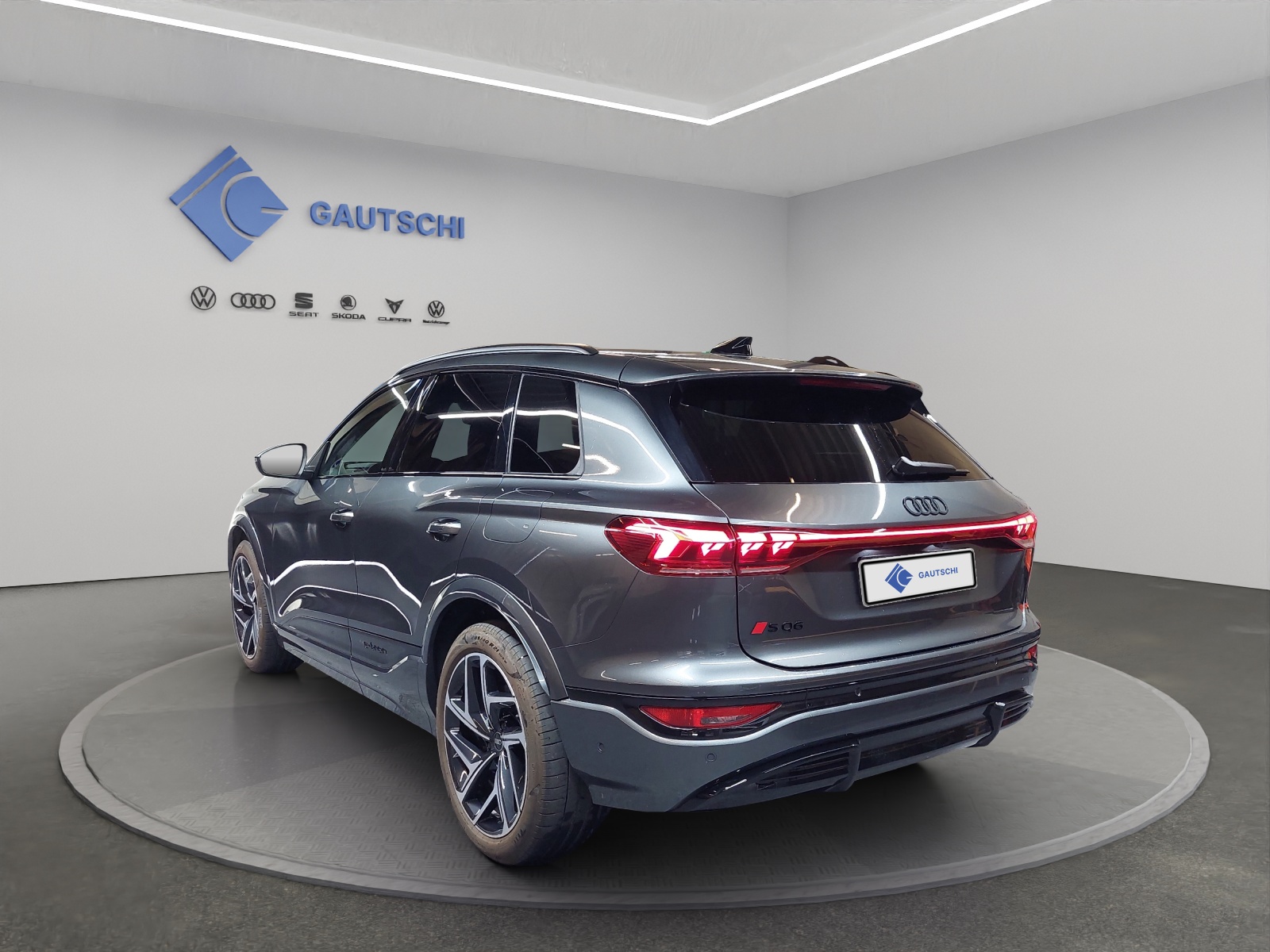 AUDI SQ6 e-tron quattro-image-2