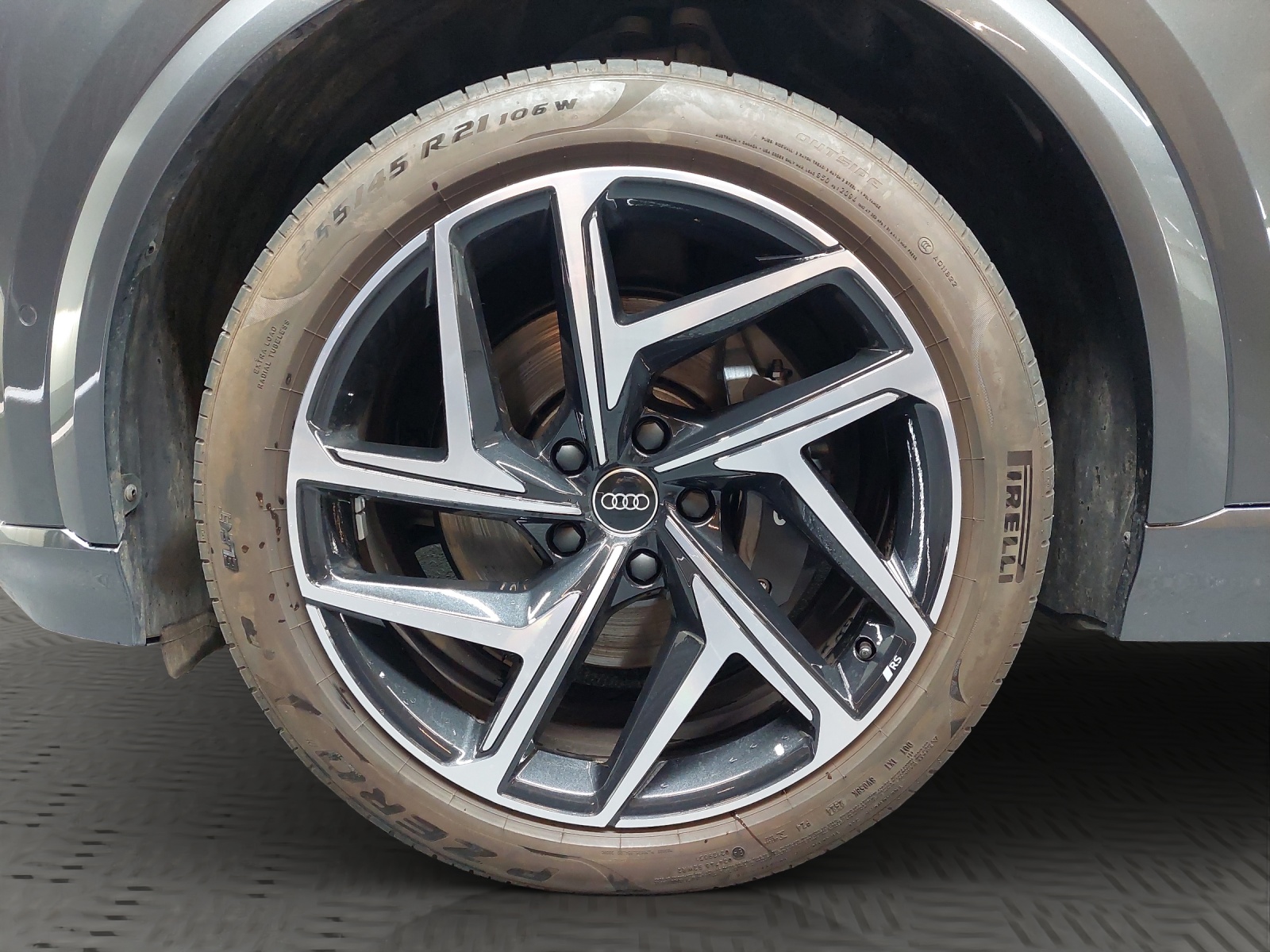 AUDI SQ6 e-tron quattro-image-13