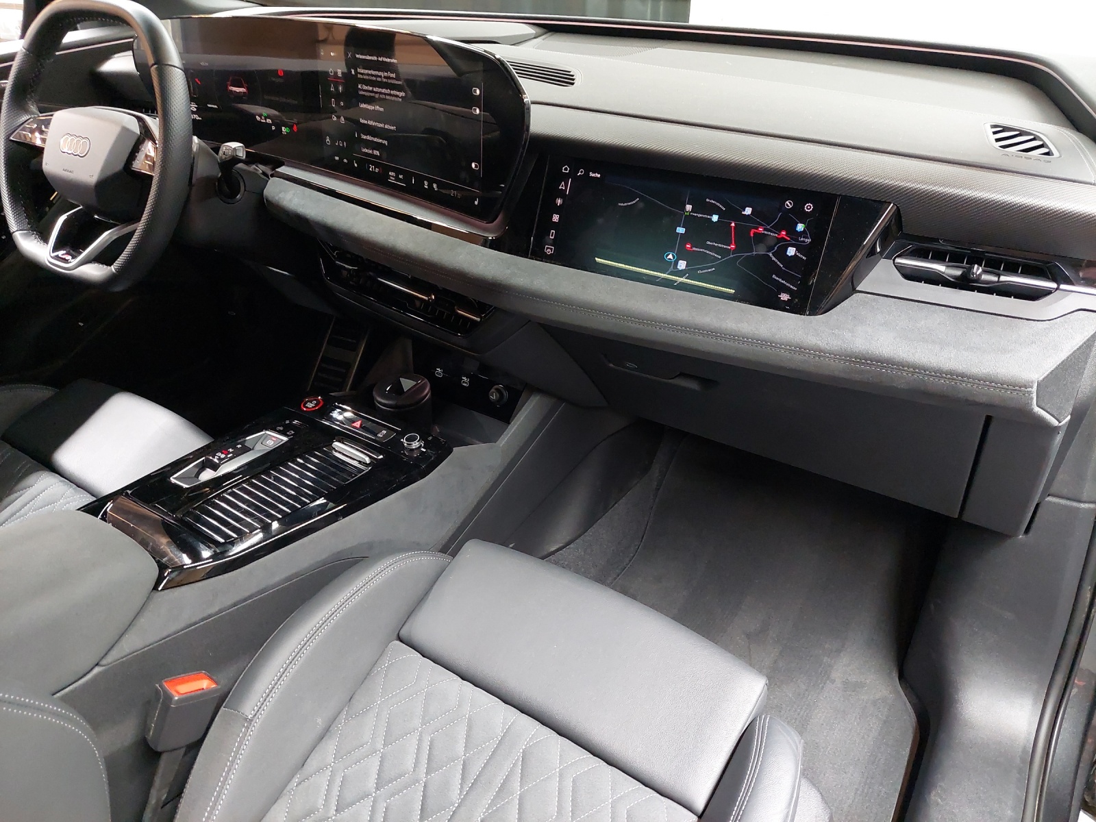 AUDI SQ6 e-tron quattro-image-9