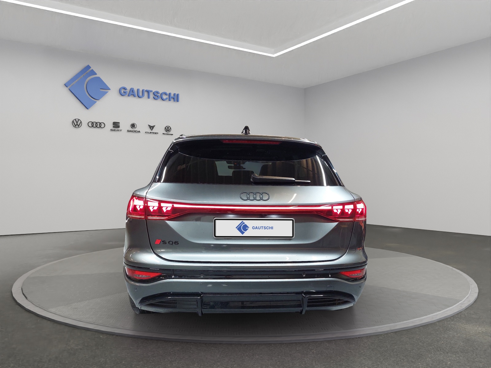 AUDI SQ6 e-tron quattro-image-3