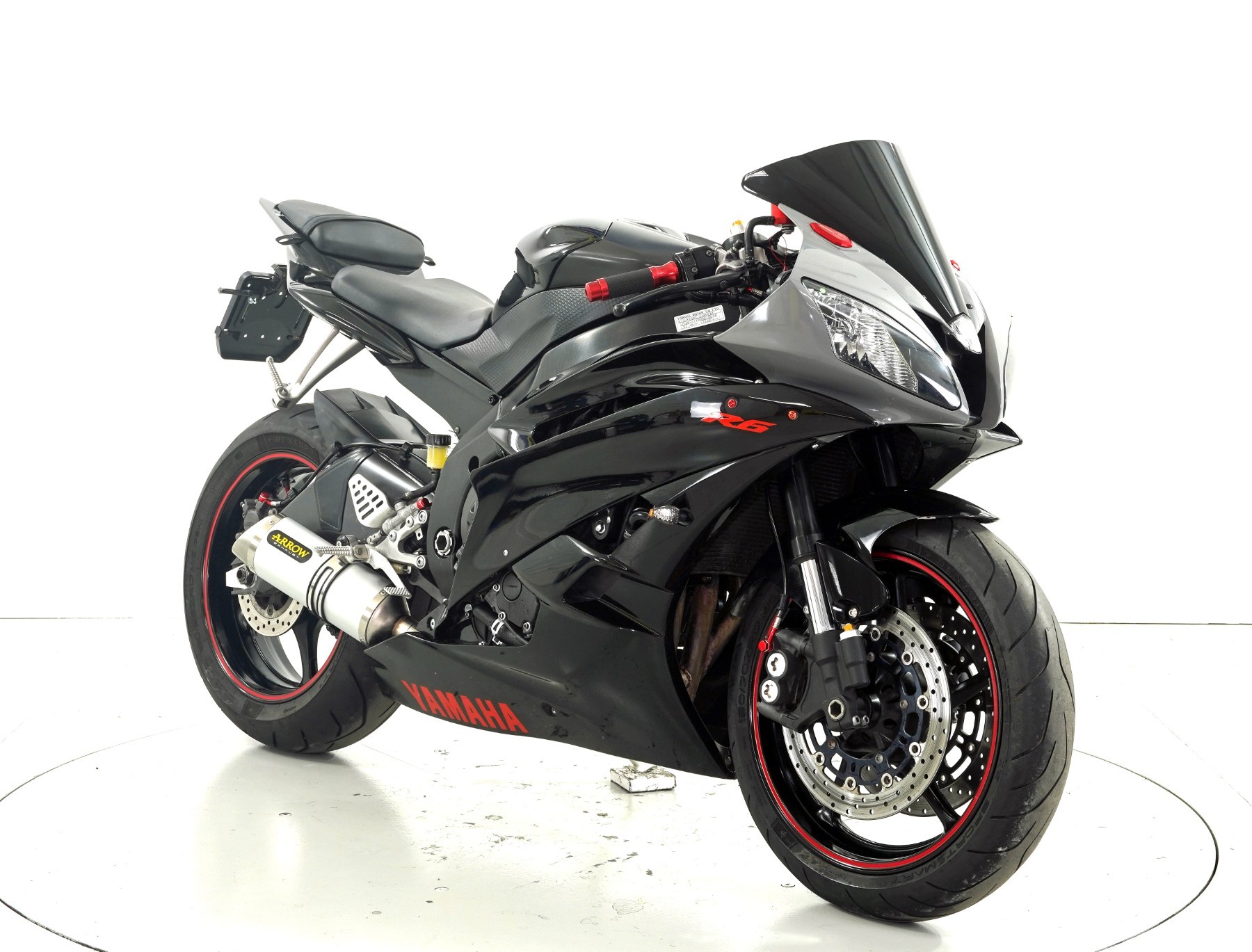 YAMAHA YZF-R6-showroom-element-1