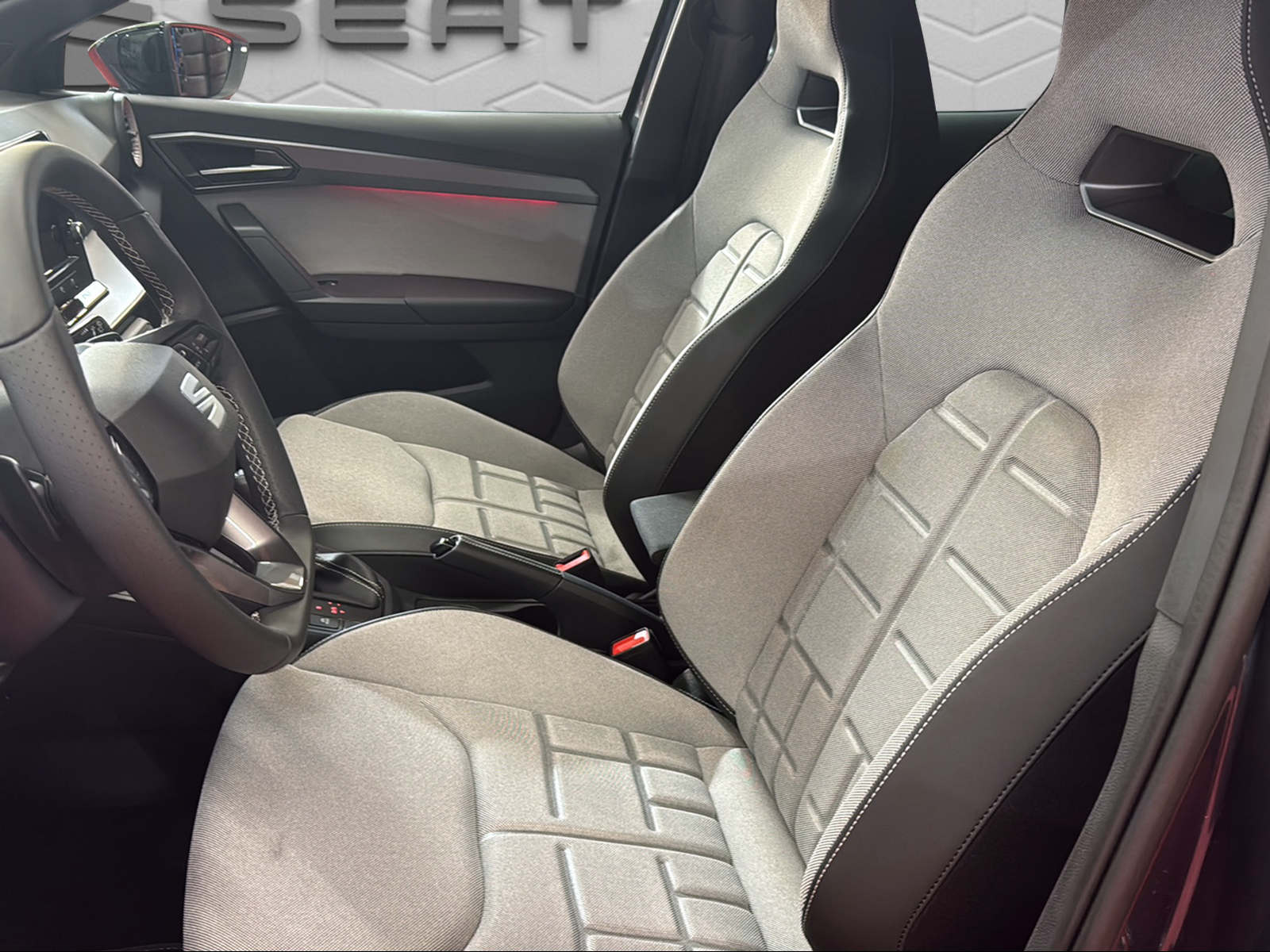 SEAT Ibiza 1.0 EcoTSI FR DSG-image-6