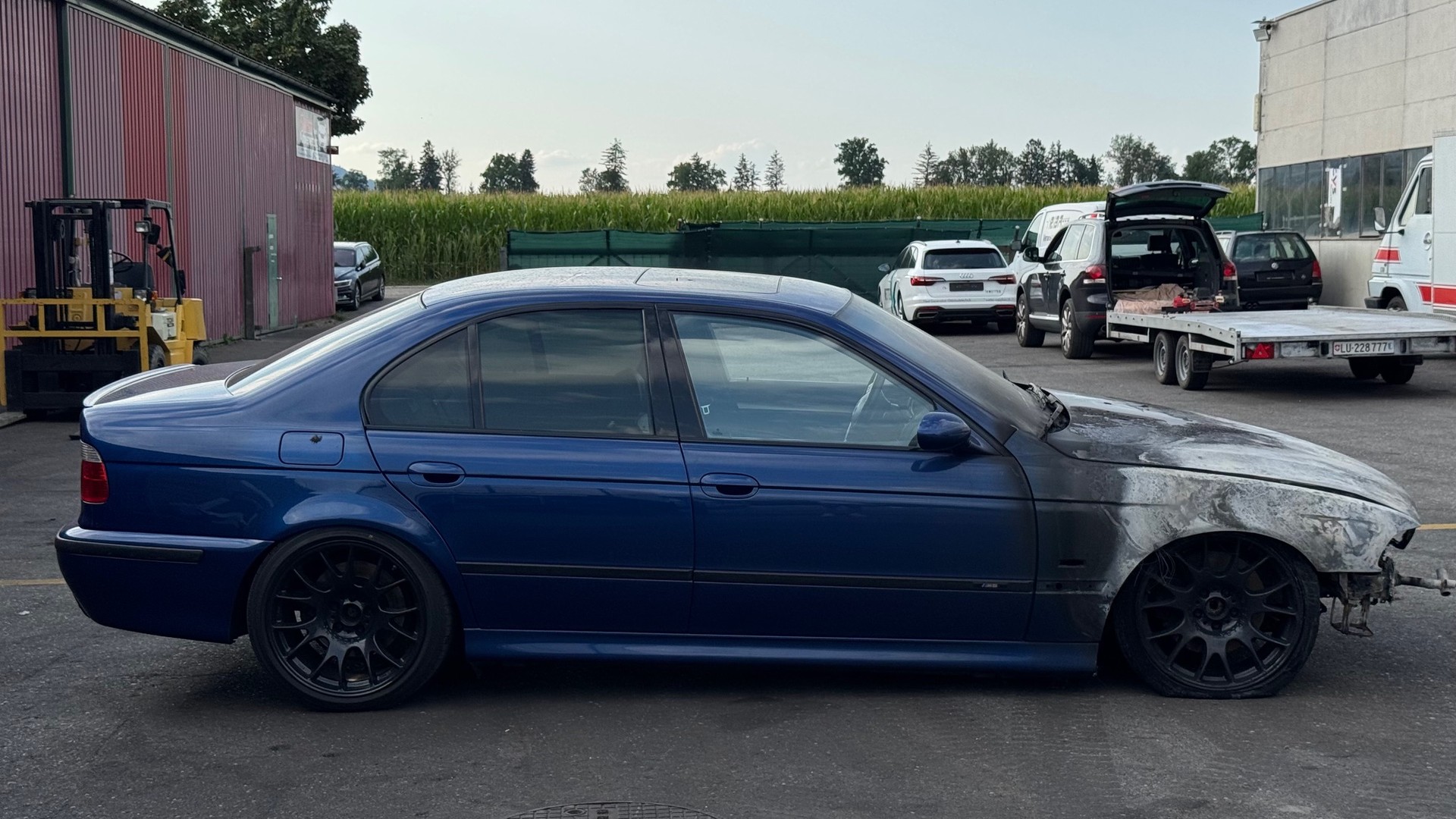 BMW M5-image-7