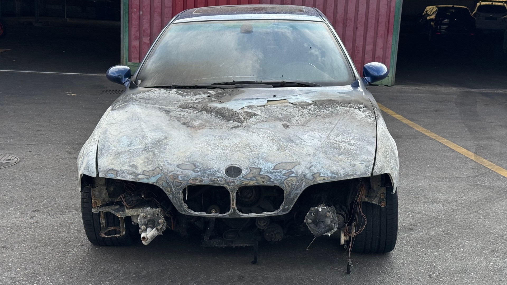 BMW M5-image-1