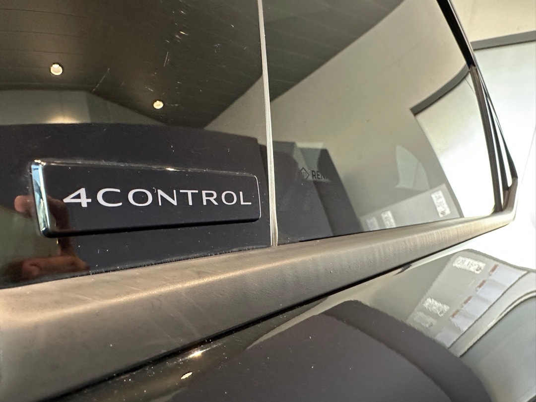RENAULT Rafale 1.2 E-Tech Plug-in Hybrid 300 4x4 Atelier Alpine-image-4