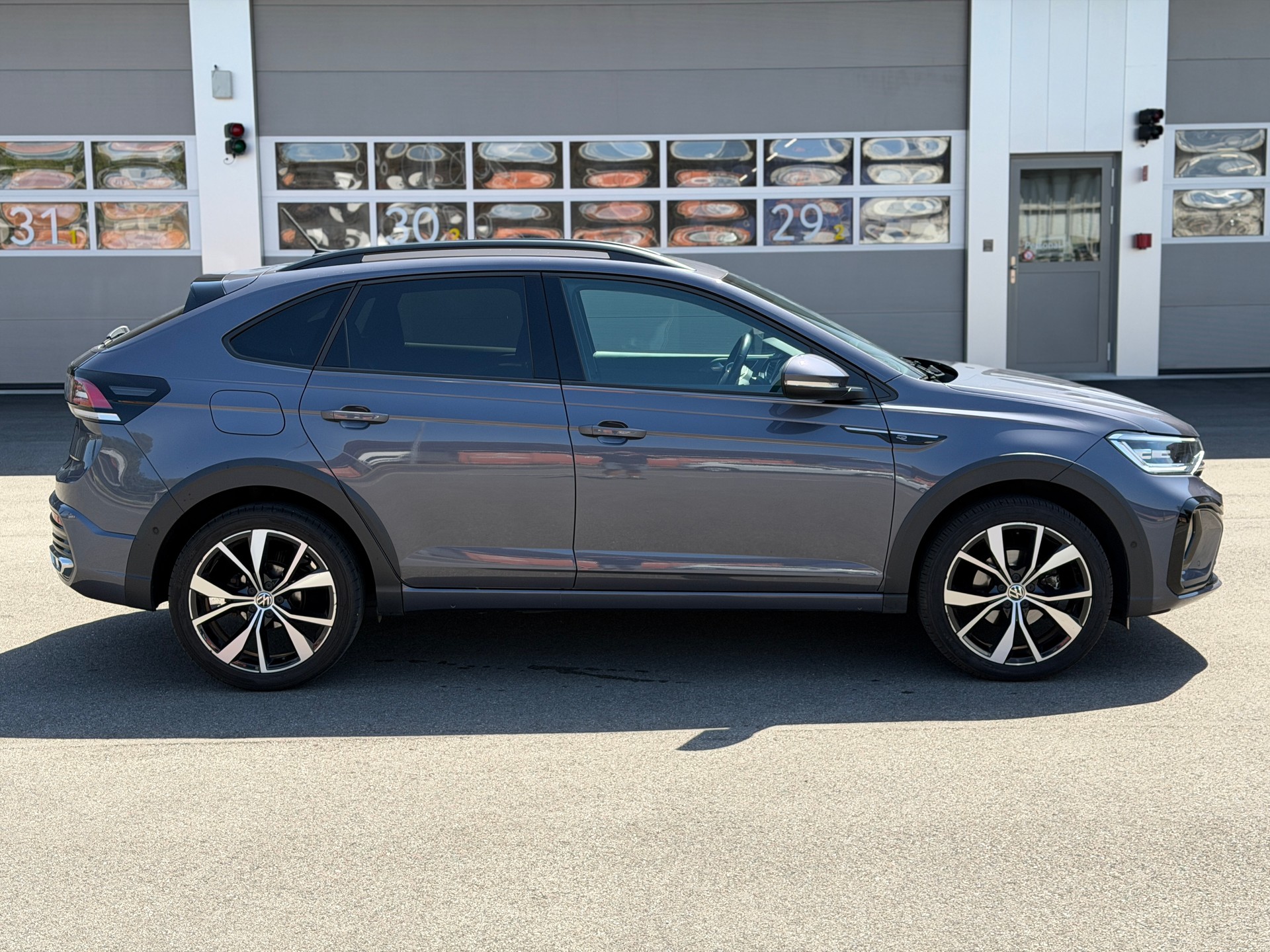 VW Taigo 1.0 TSI R-Line DSG-image-2