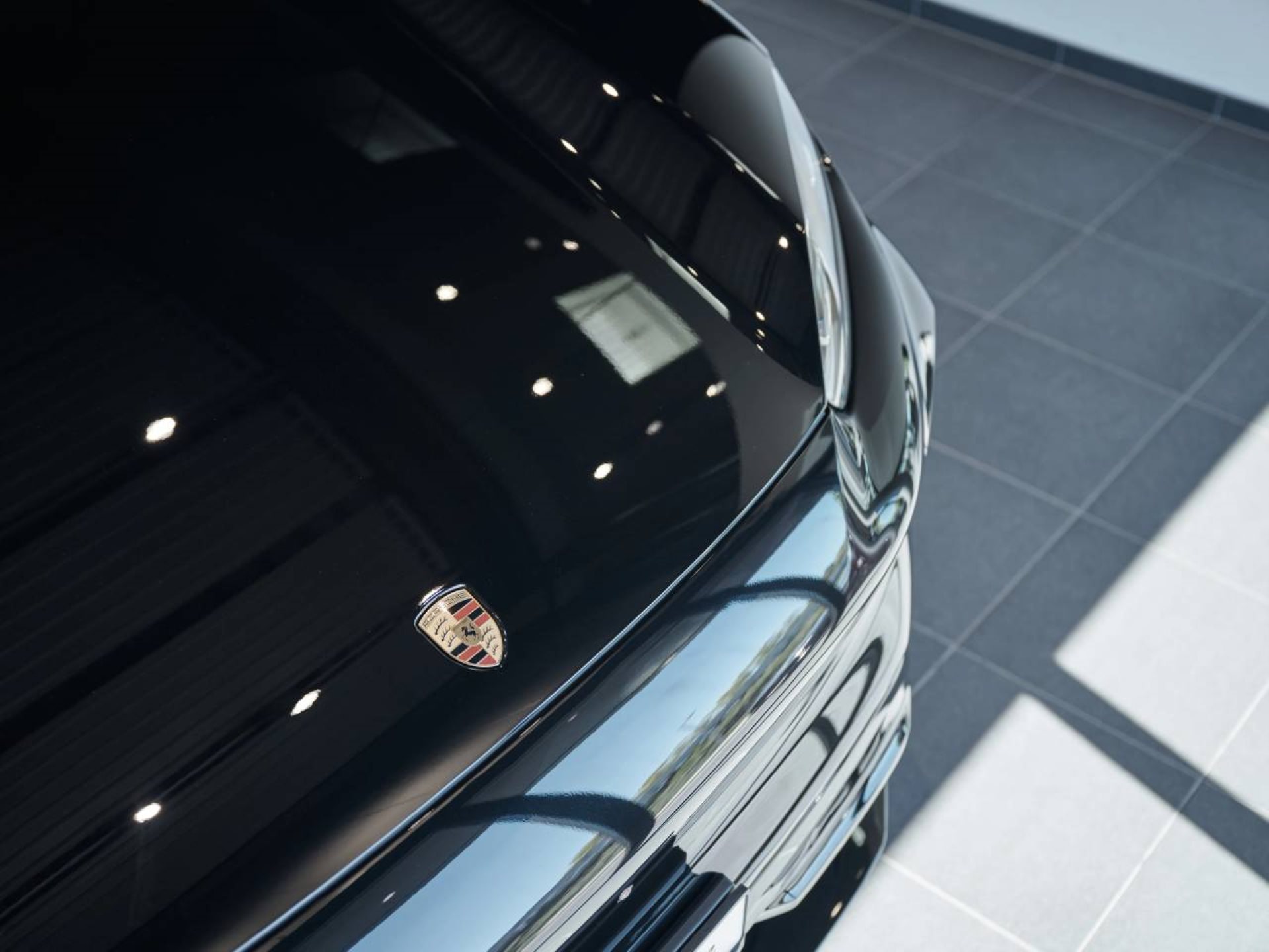 PORSCHE Cayenne S Coupé Electric-image-24