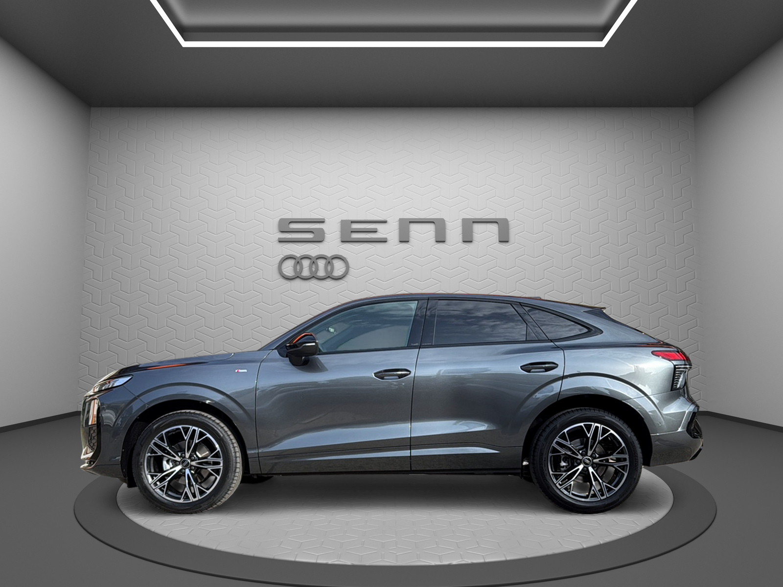 AUDI Q3 Sportback 110 kW TFSI S tronic-image-1