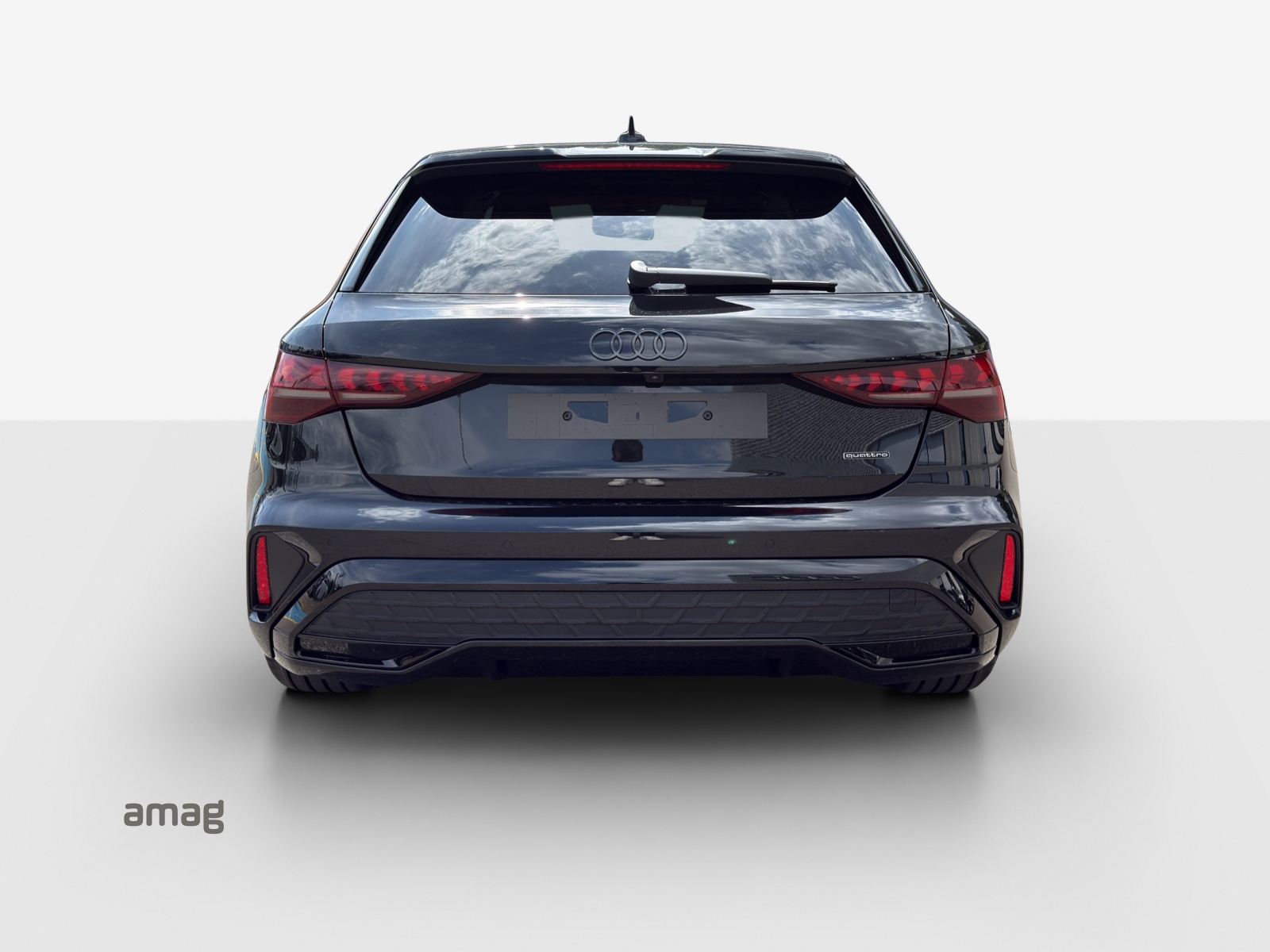 AUDI A3 Sportback TFSI 150 kW quattro S line S tronic-showroom-element-3