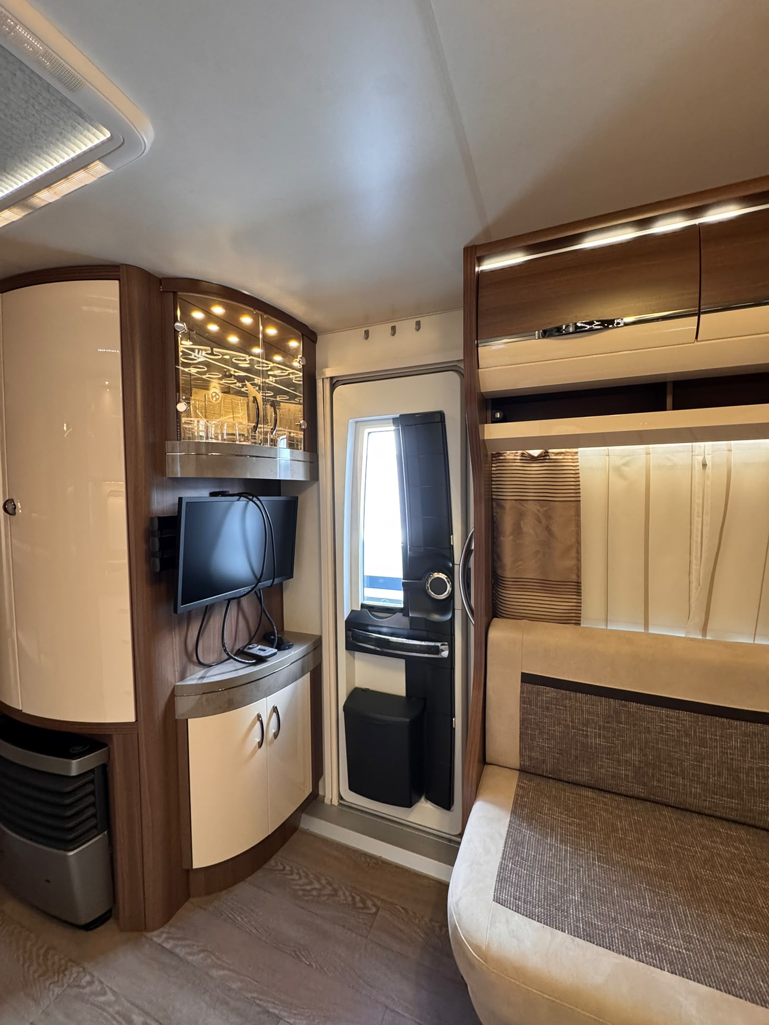 HOBBY 720 UKFe Prestige-image-7