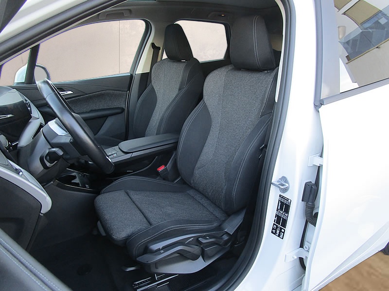 BMW 223d Active Tourer xDrive DKG-image-17