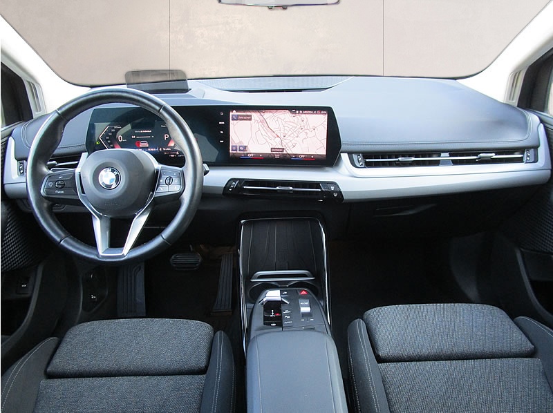 BMW 223d Active Tourer xDrive DKG-image-2