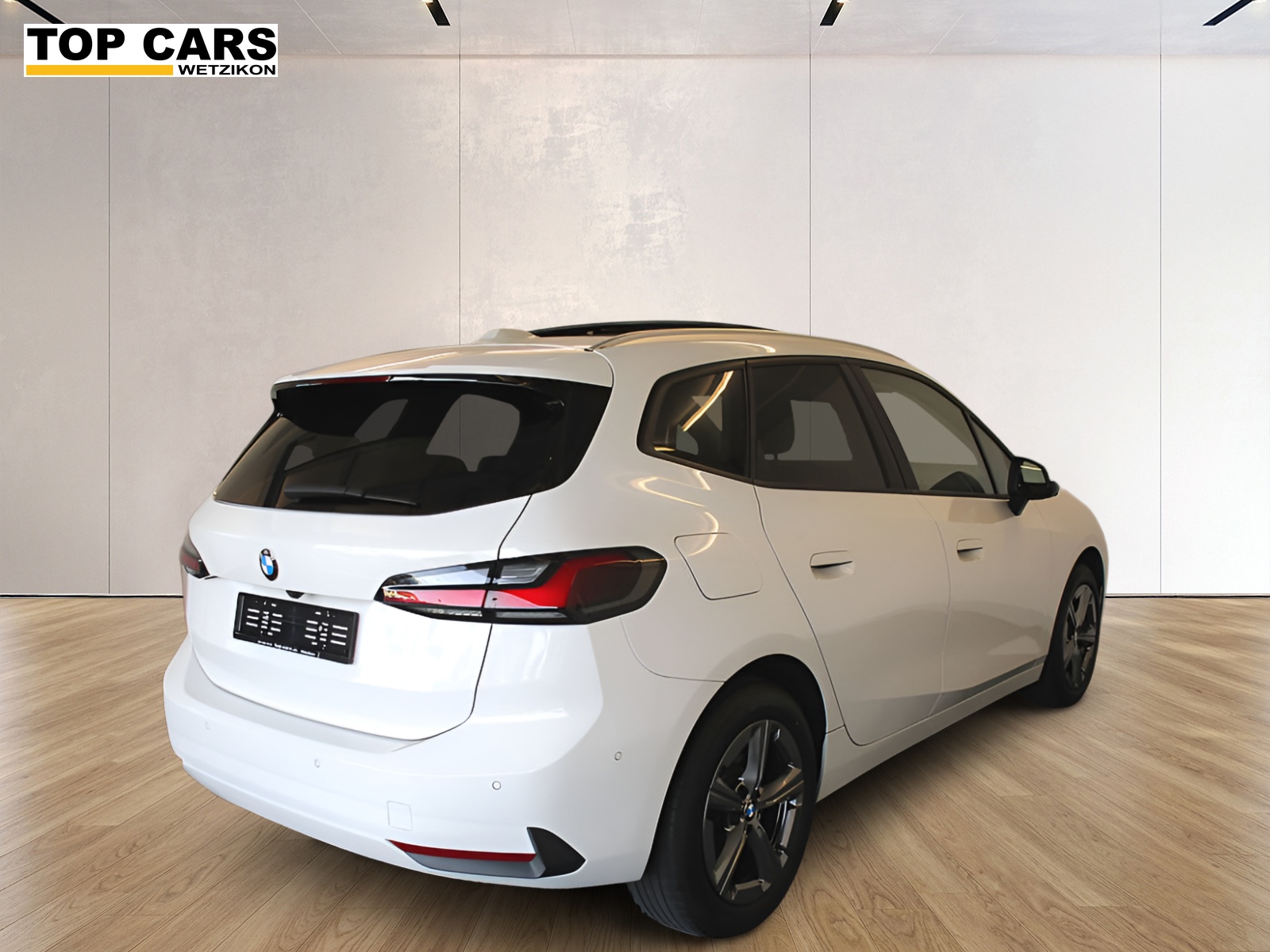 BMW 223d Active Tourer xDrive DKG-image-4