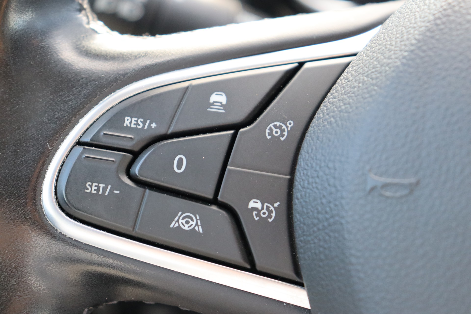 RENAULT Espace 2.0 dCi Intens EDC 6-image-19
