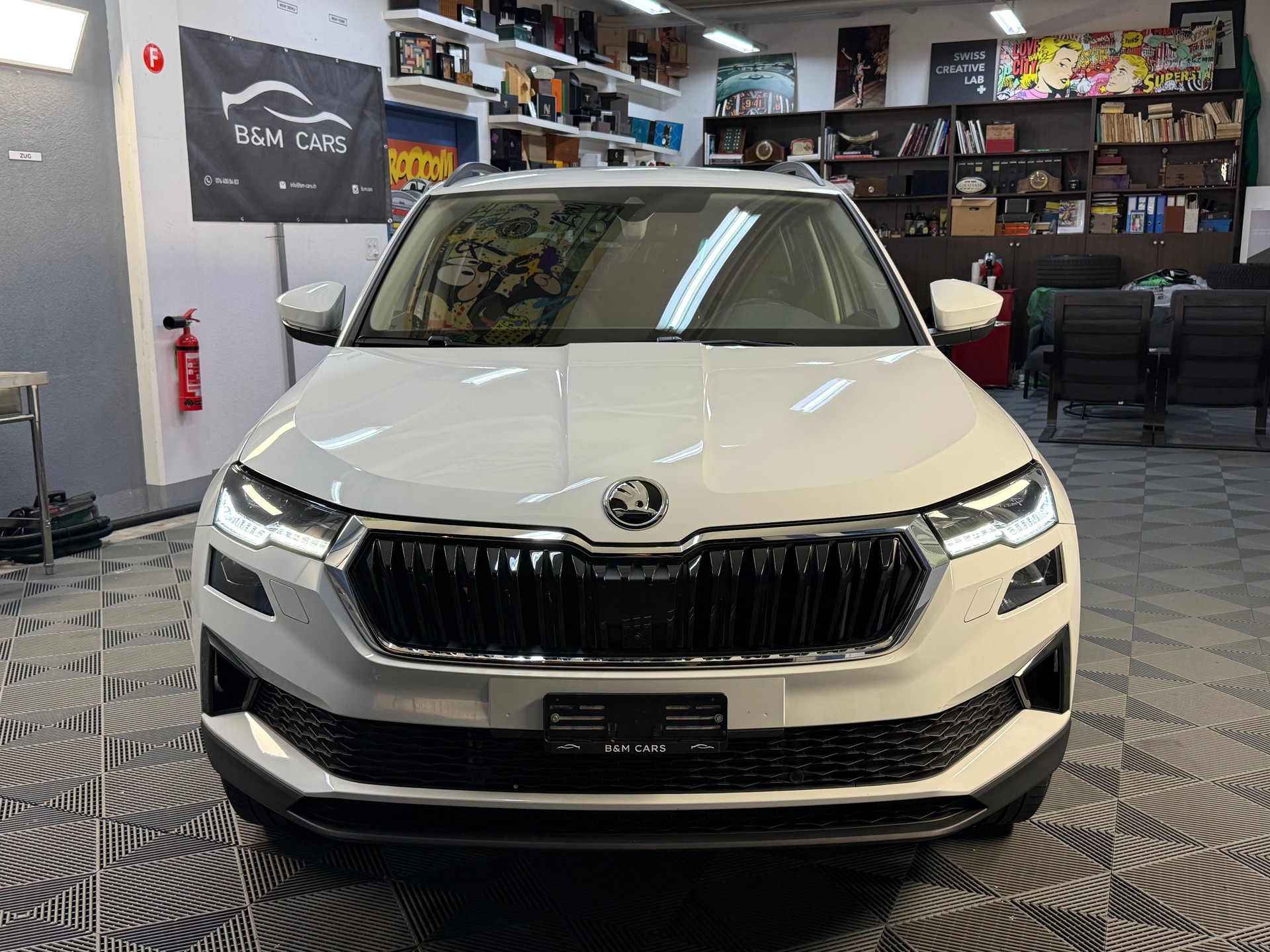 SKODA Karoq 2.0 TDI CR Style 4x4 DSG *CH* *Werksgarantie*-image-1