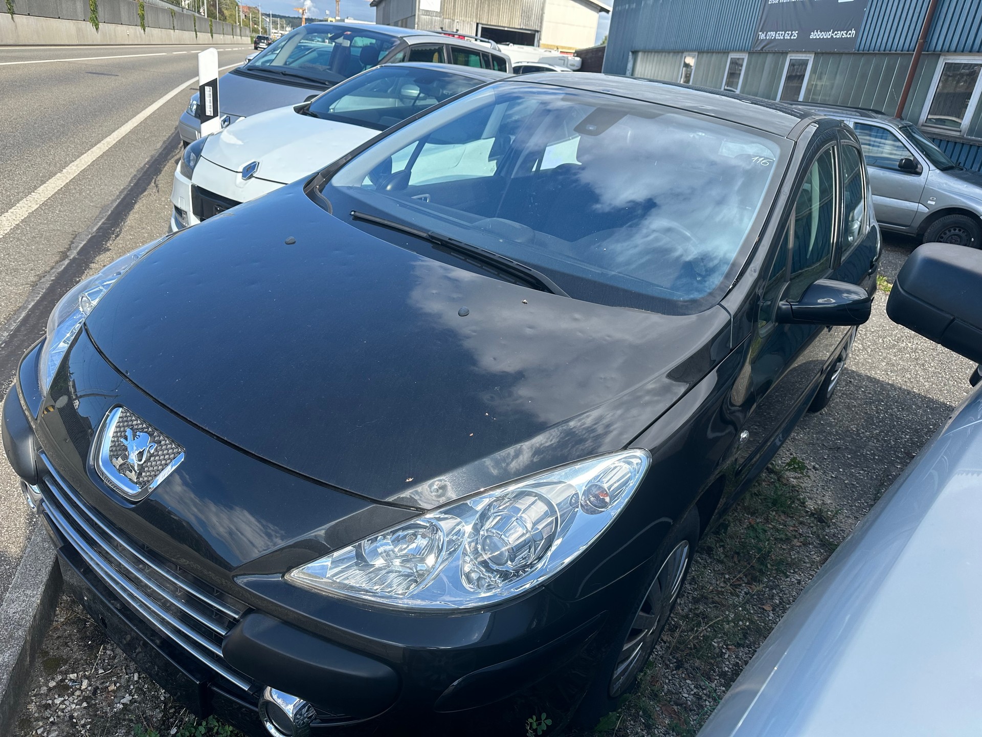 PEUGEOT 307