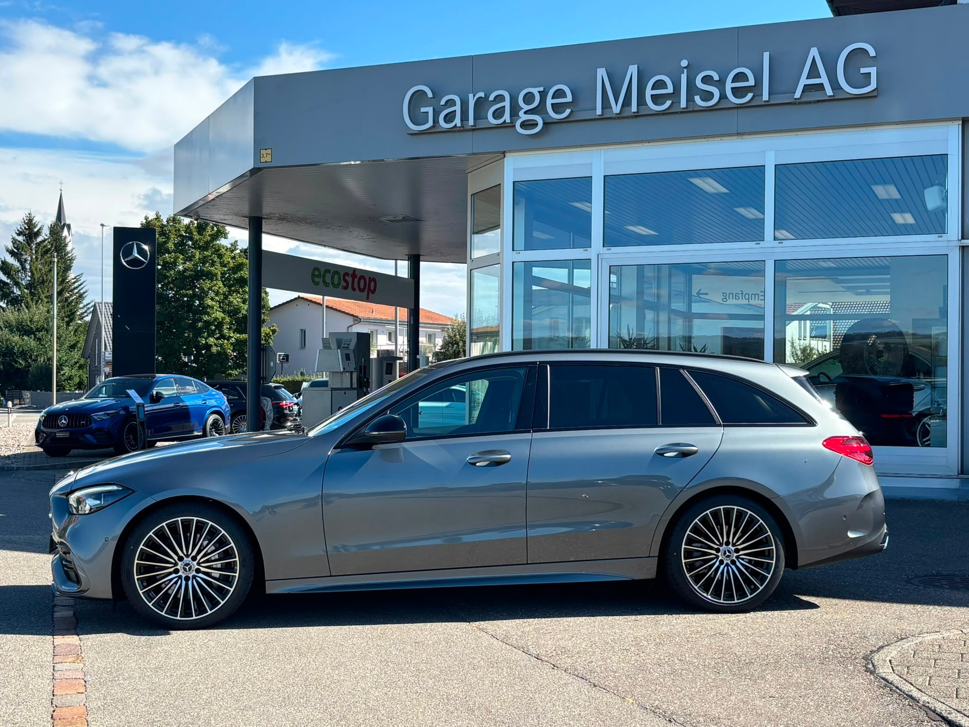 MERCEDES-BENZ C 200 AMG-Line 4Matic Kombi-image-5
