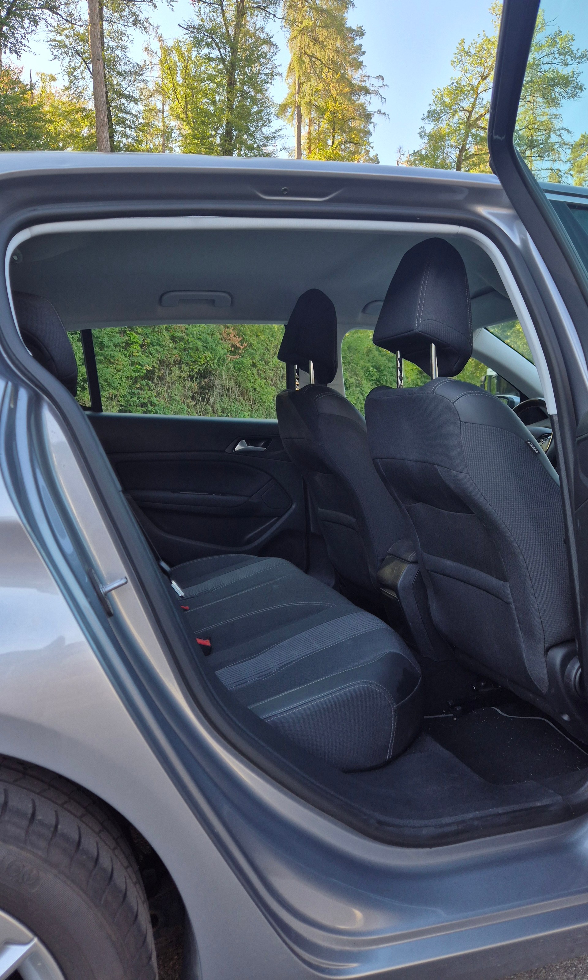 PEUGEOT 1.2 PureTech 130 Tech Edition S/S-image-9