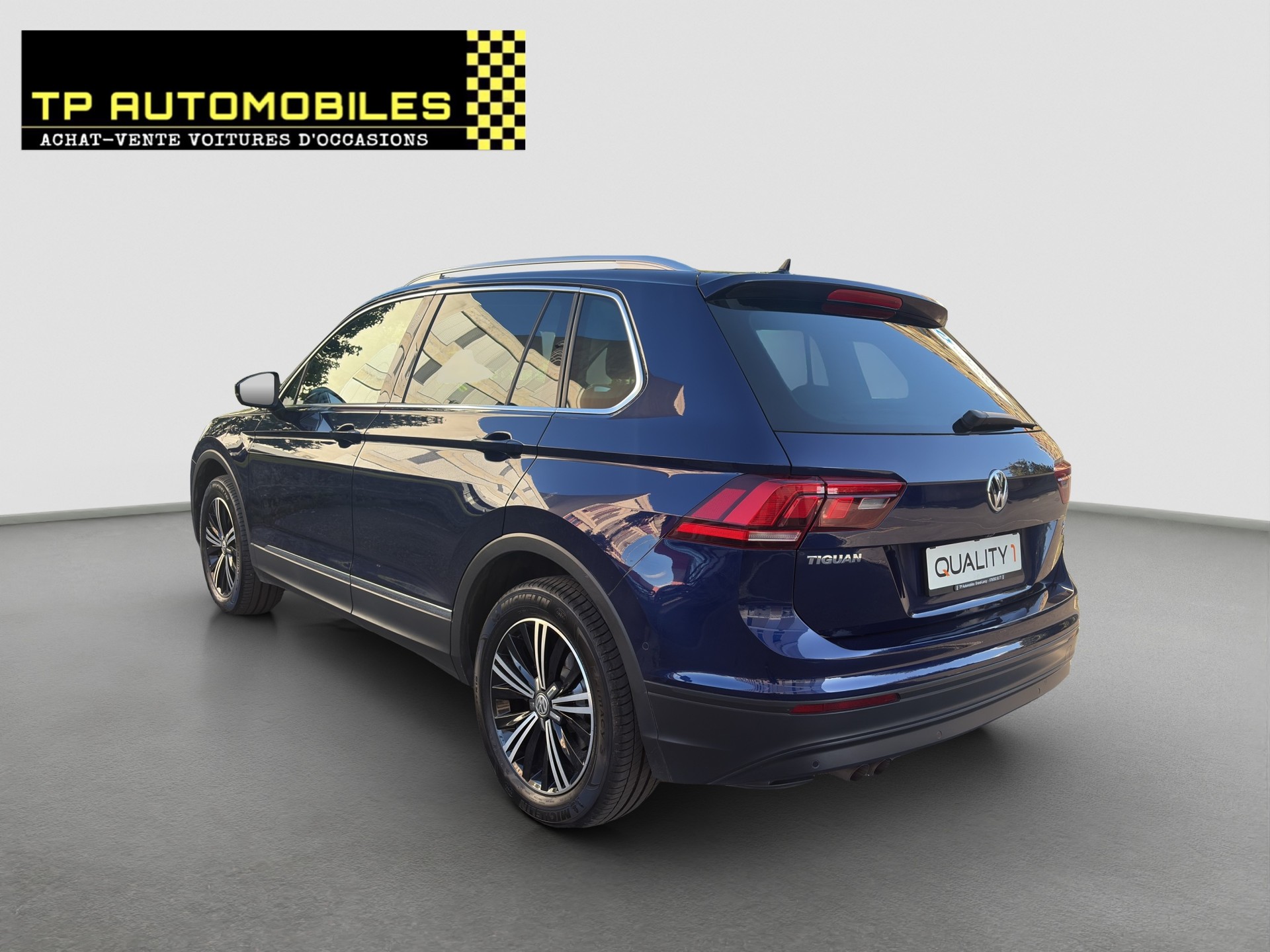 VW Tiguan 2.0 TDI SCR Comfortline 4Motion DSG-image-6