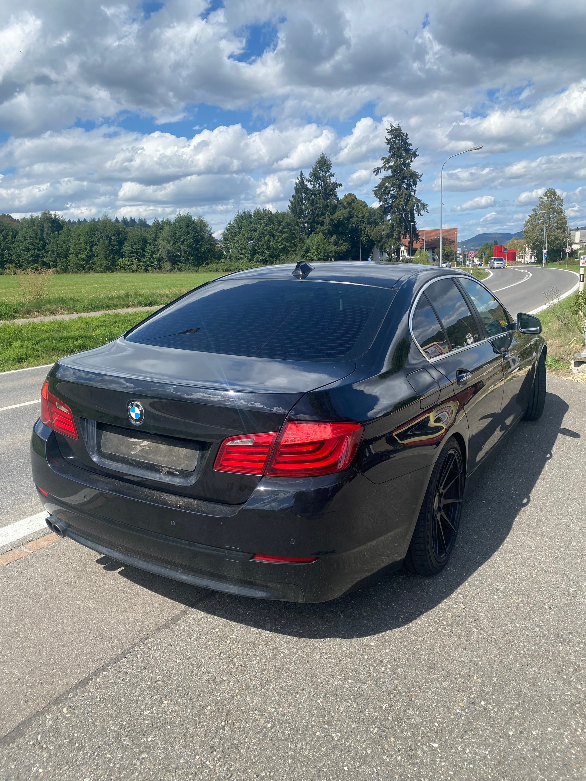 BMW 528i Steptronic-image-1