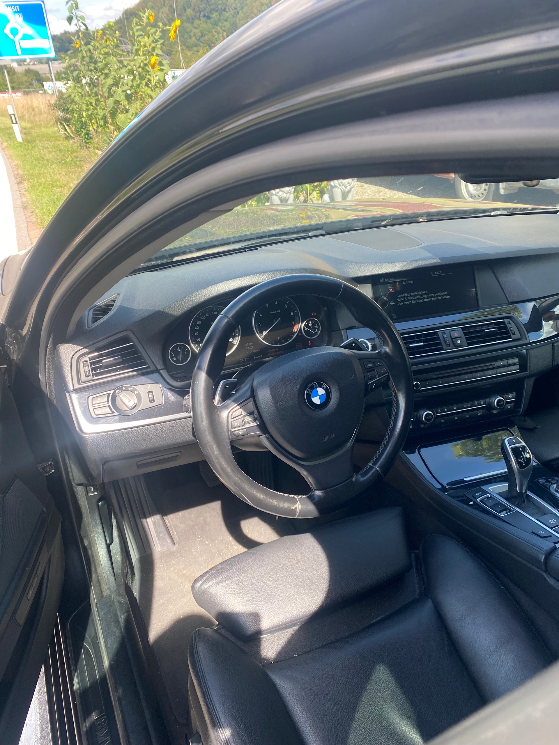 BMW 528i Steptronic-image-2