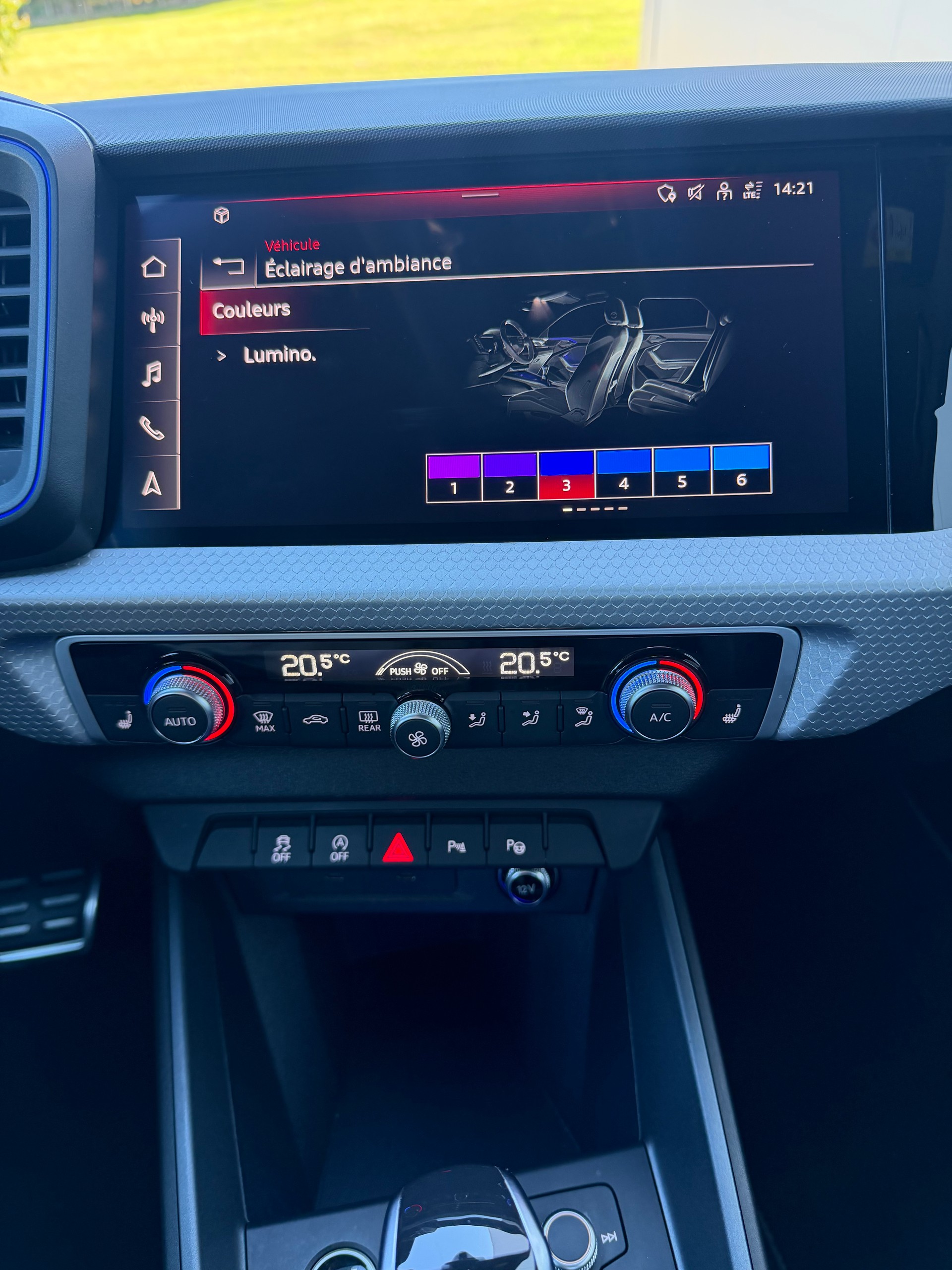 AUDI A1 Sportback 30 TFSI Attraction " SLine "-image-9